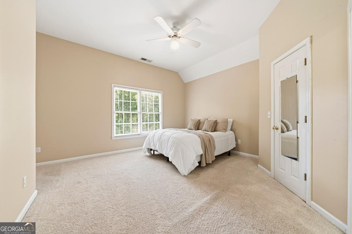 1009 Ector Chase NW
