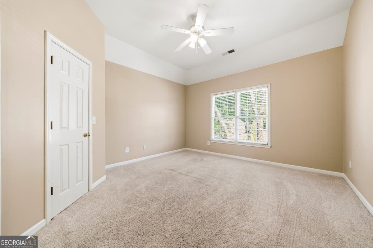 1009 Ector Chase NW