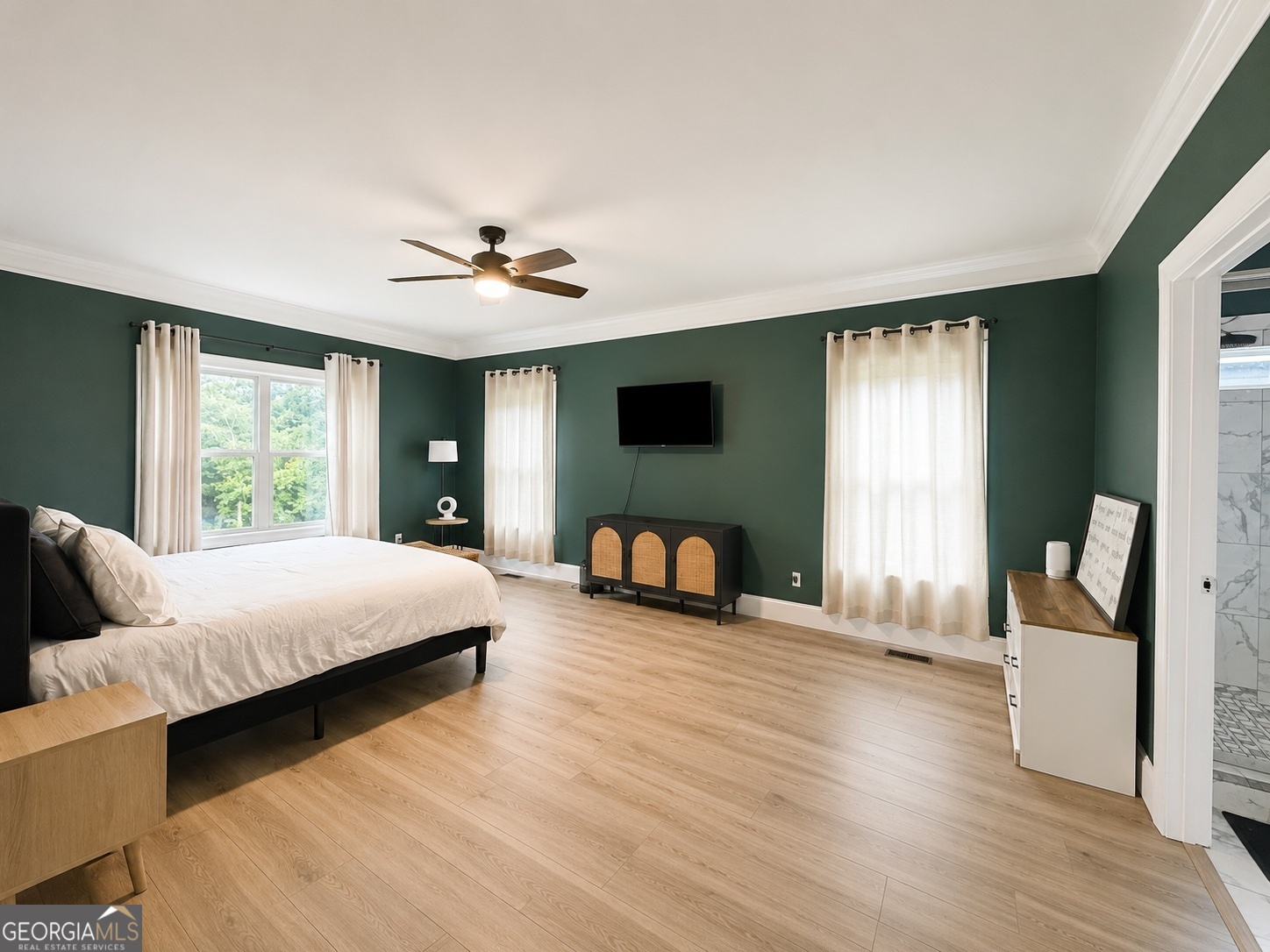 532 Black Horse Circle