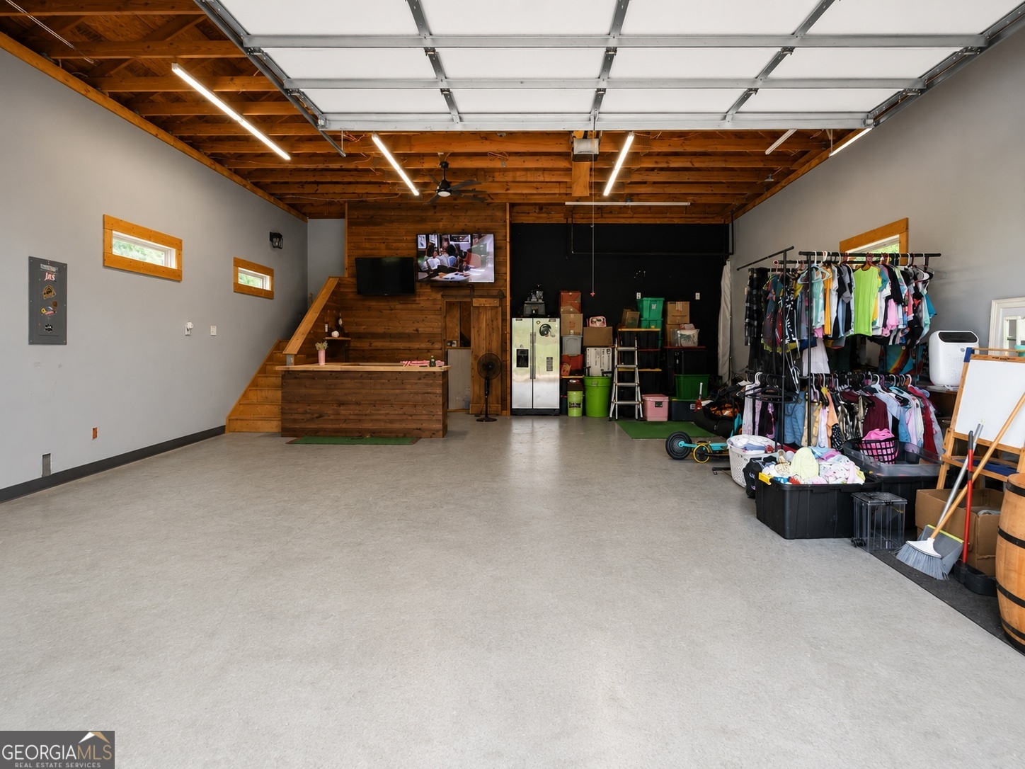 532 Black Horse Circle