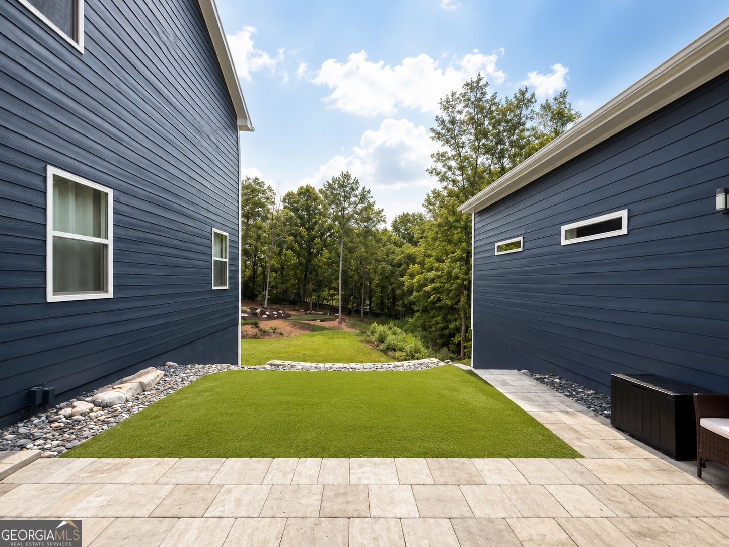 532 Black Horse Circle
