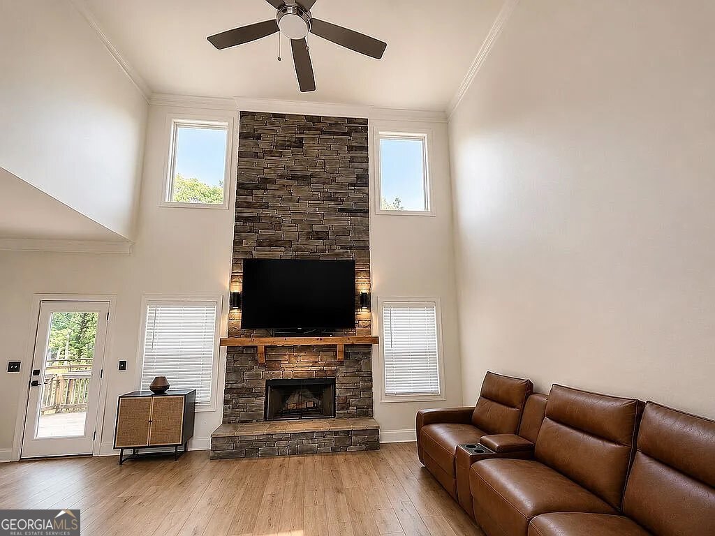 532 Black Horse Circle