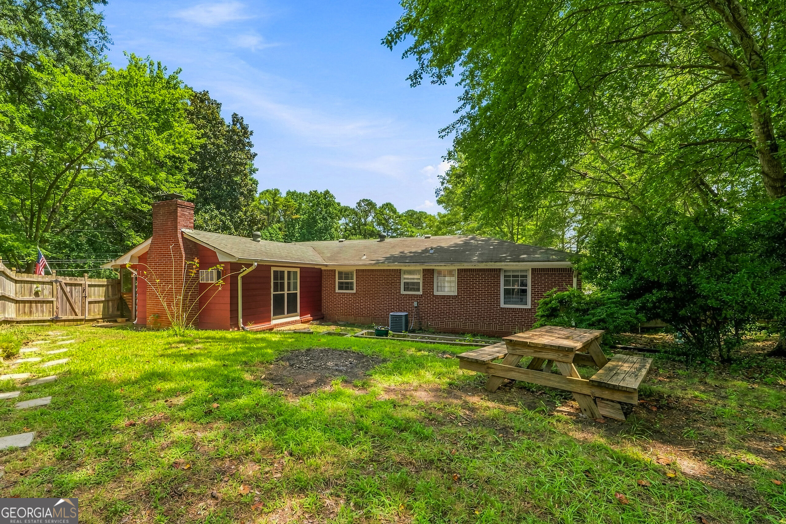 107 Pinecrest Circle
