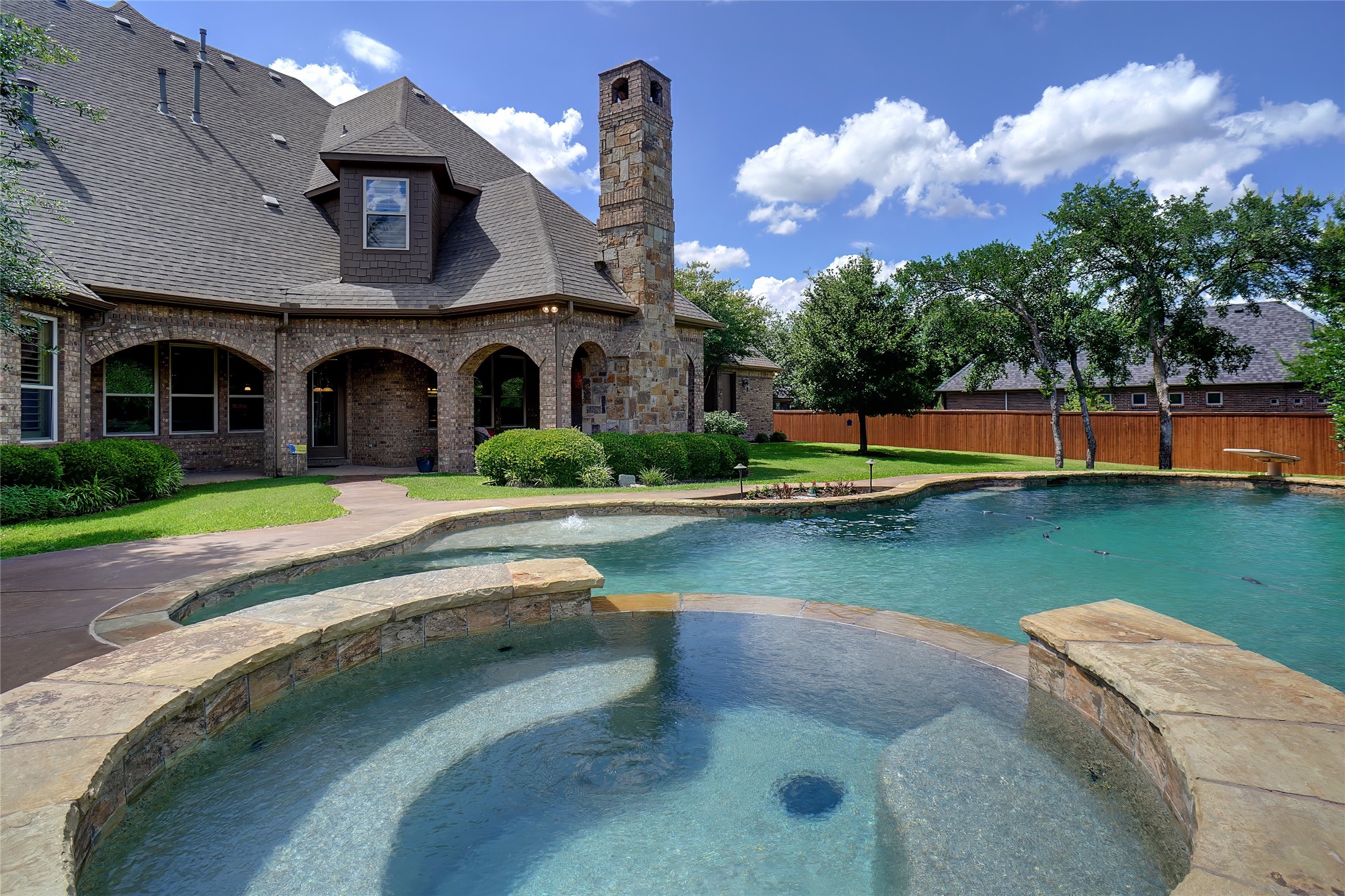 1211 Pine Hurst Drive