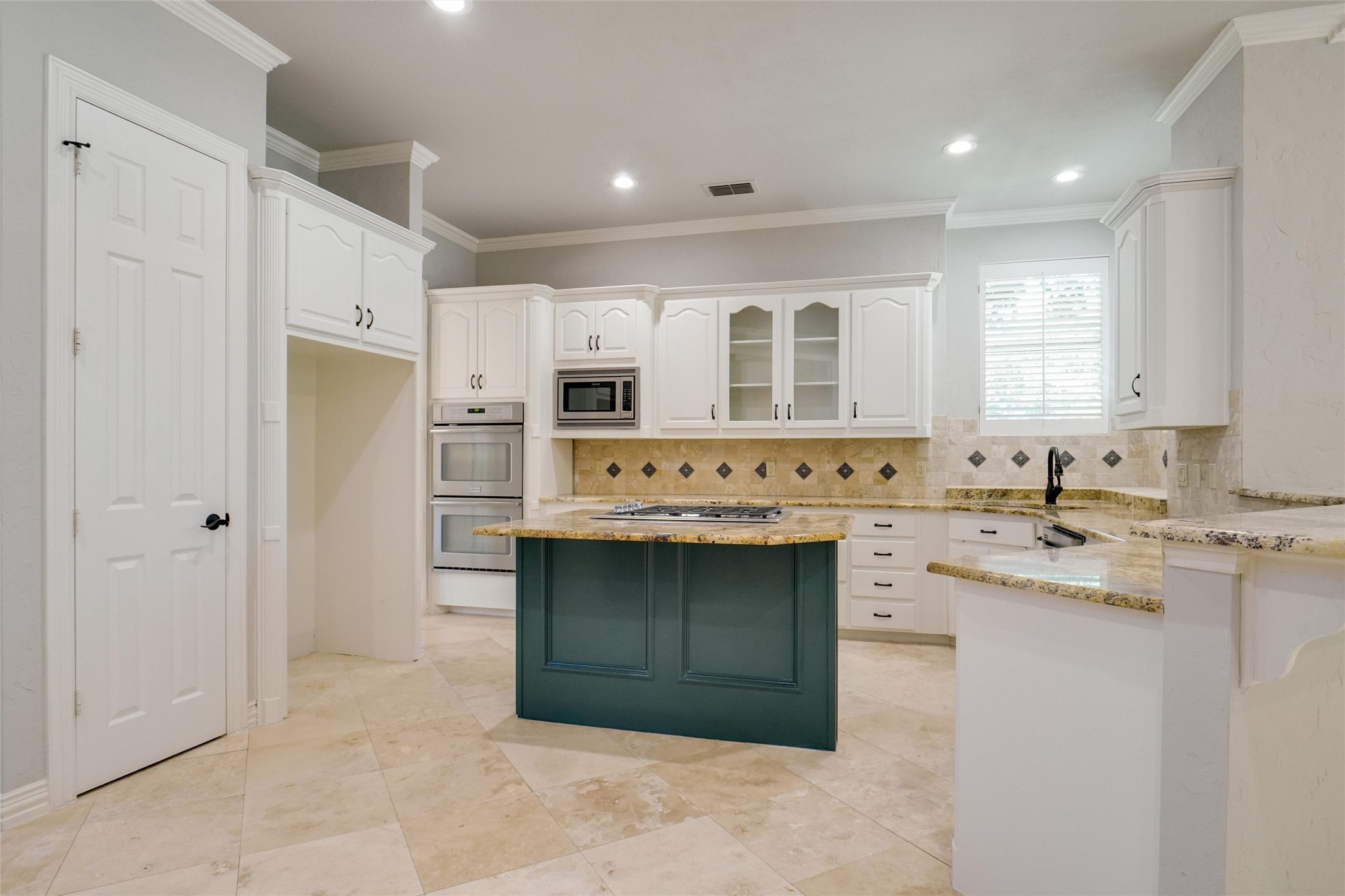 601 Concho Court