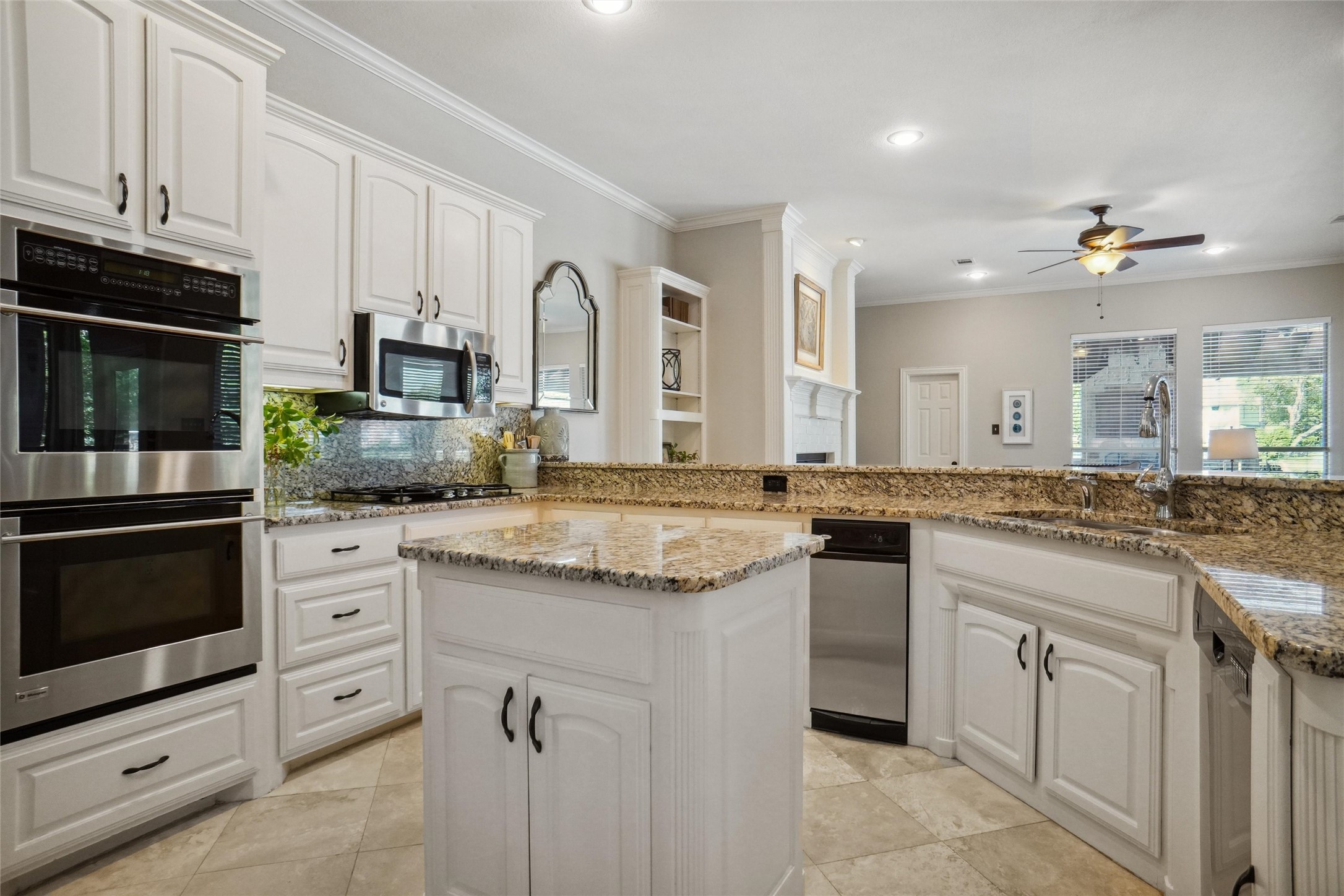 706 Kleberg Court
