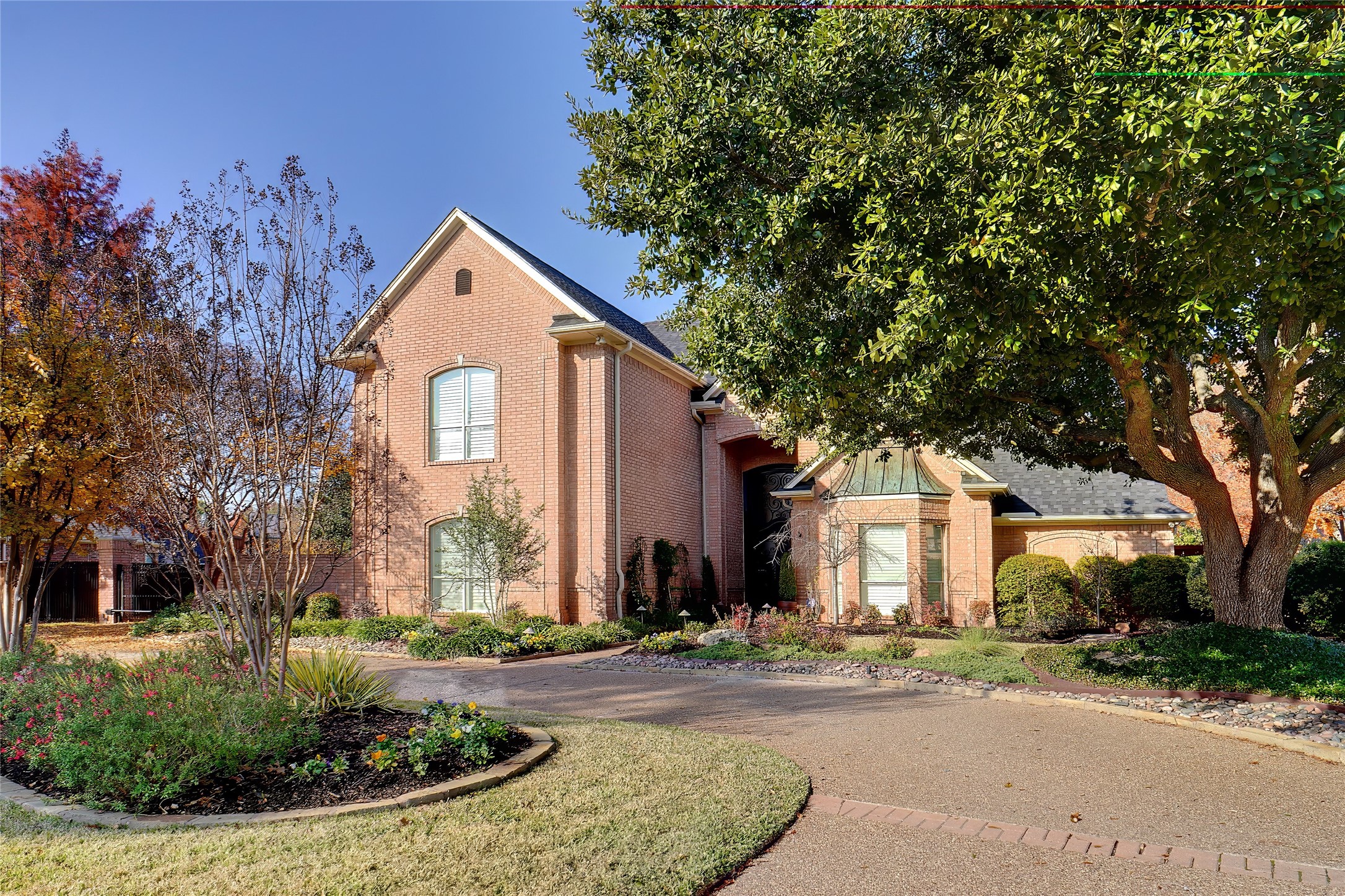 1306 Lexington Square