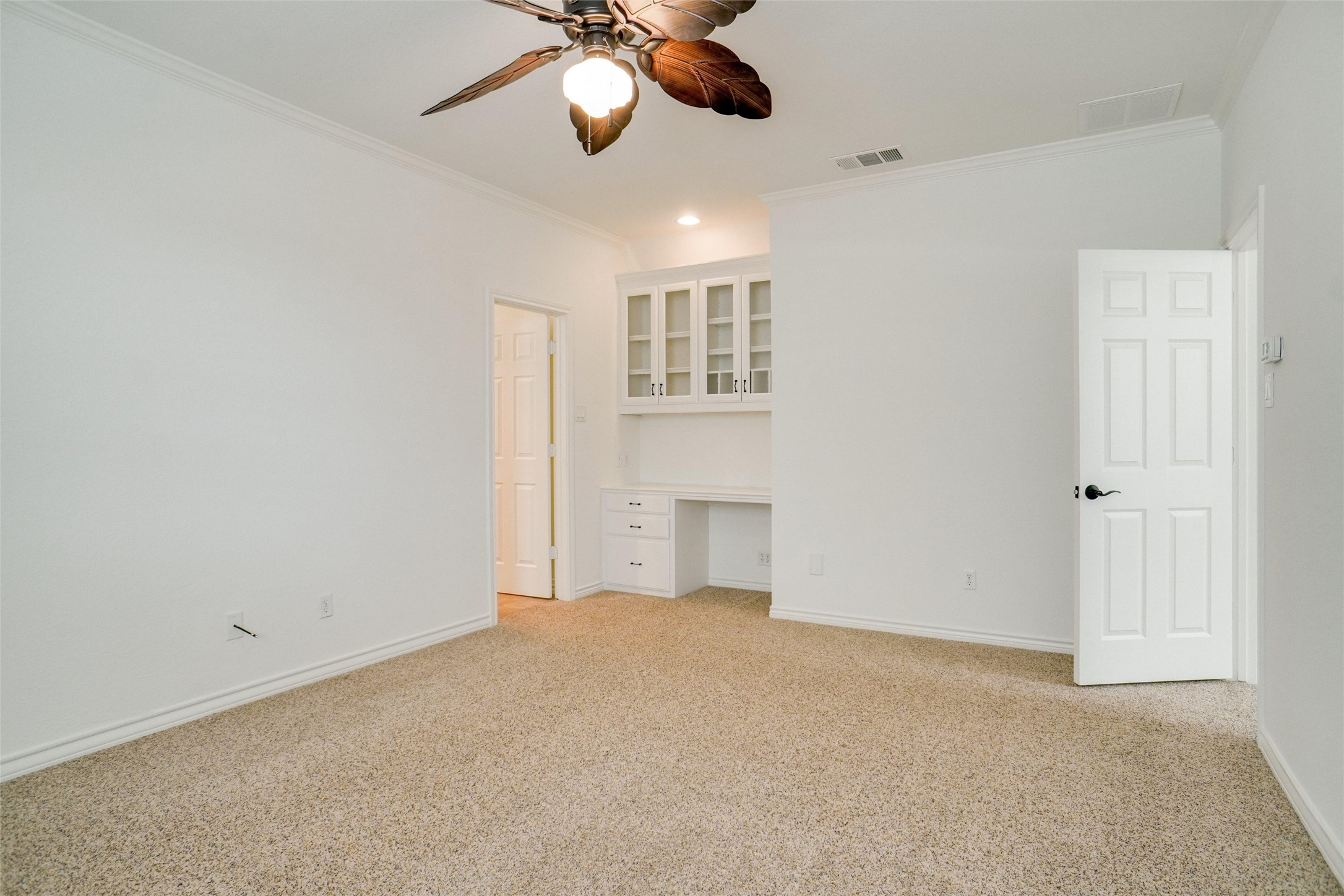 1306 Lexington Square
