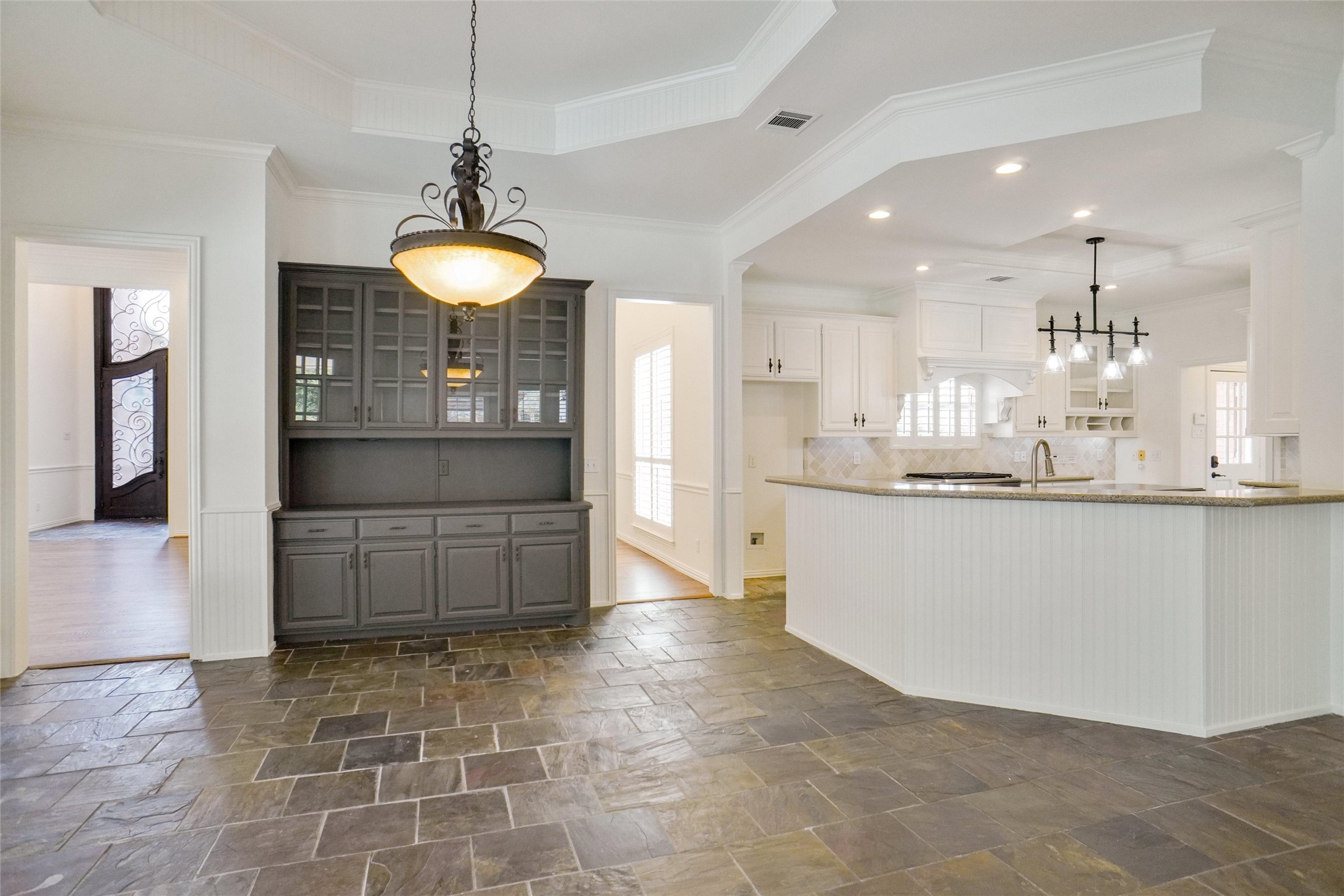1306 Lexington Square
