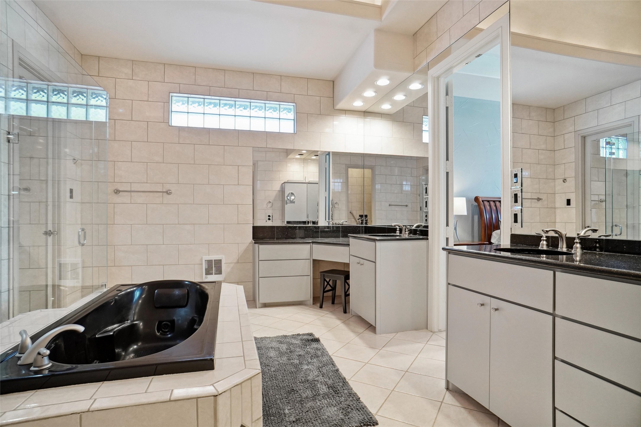 515 Regency Crossing