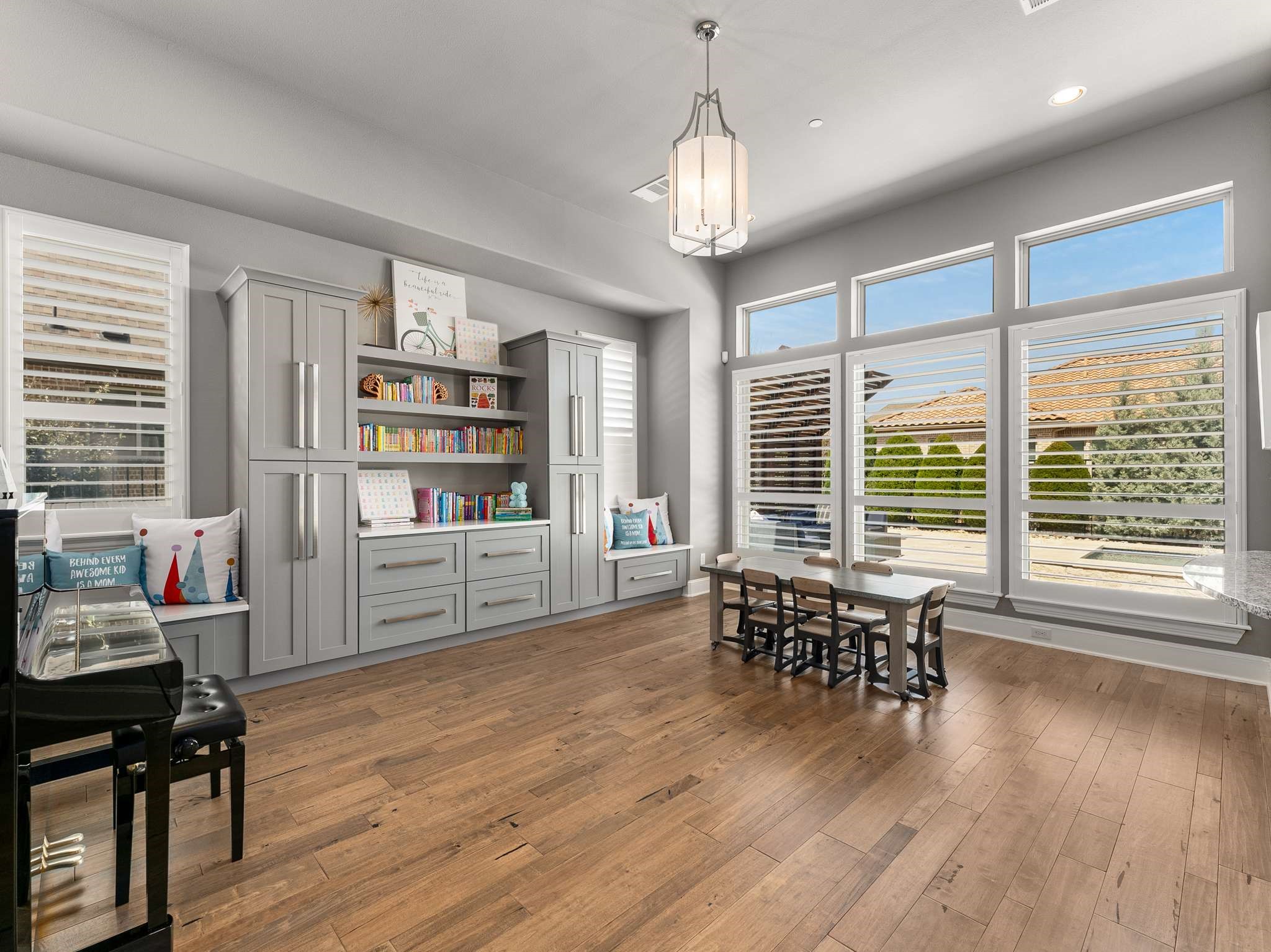 1008 Evening Glen Court