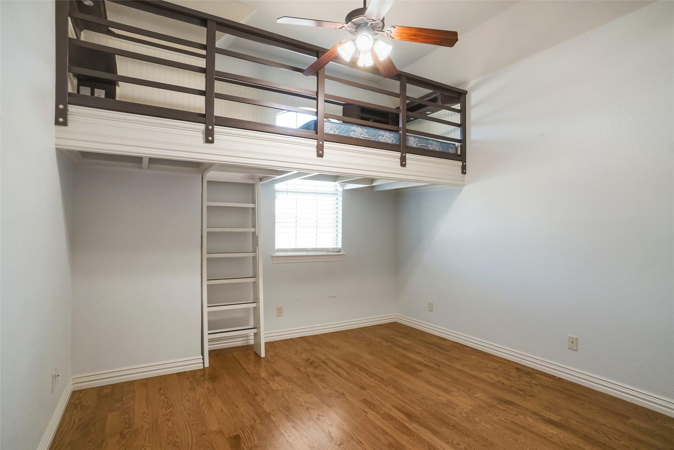 8100 Oak Knoll Drive