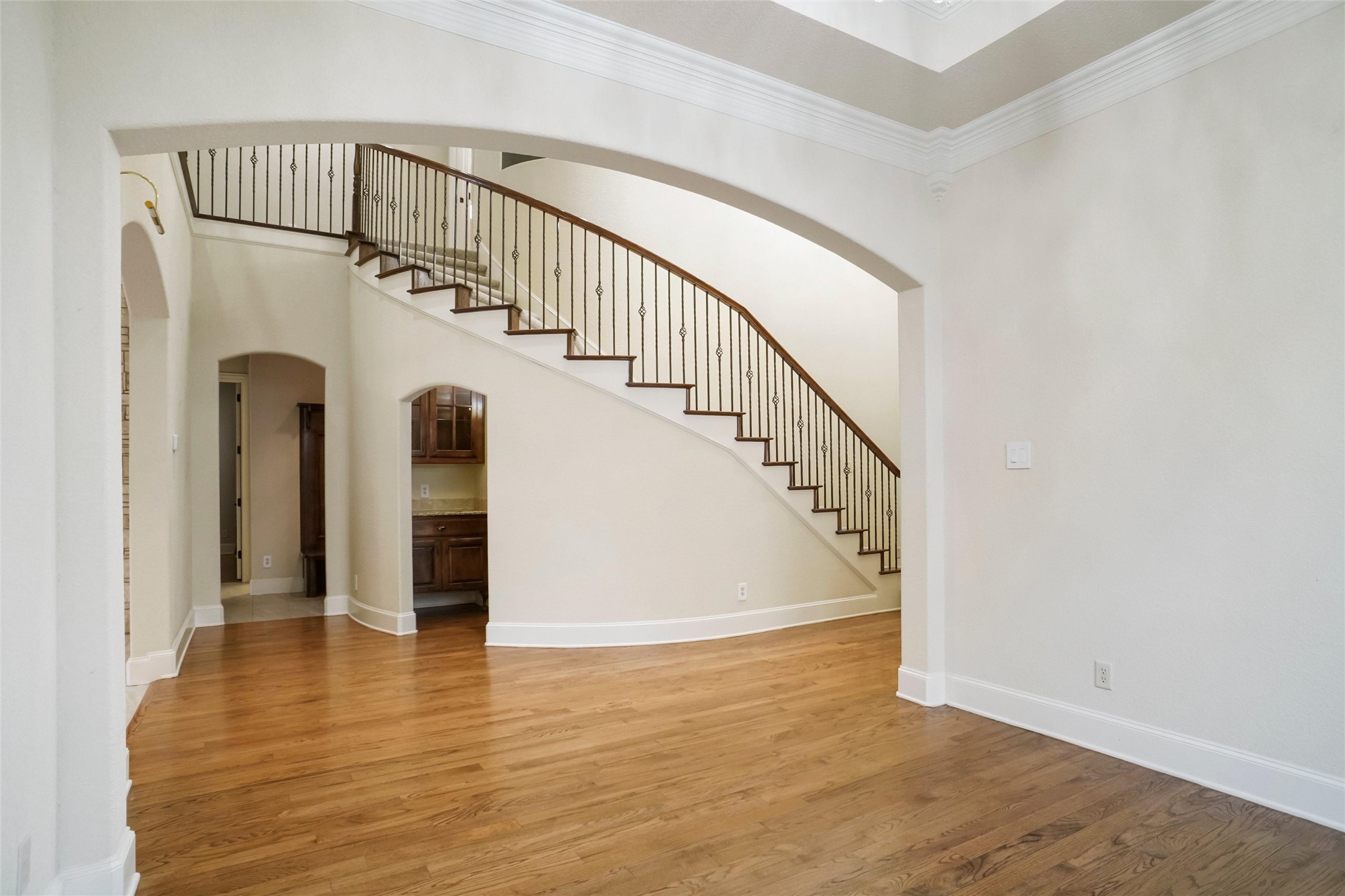 8100 Oak Knoll Drive