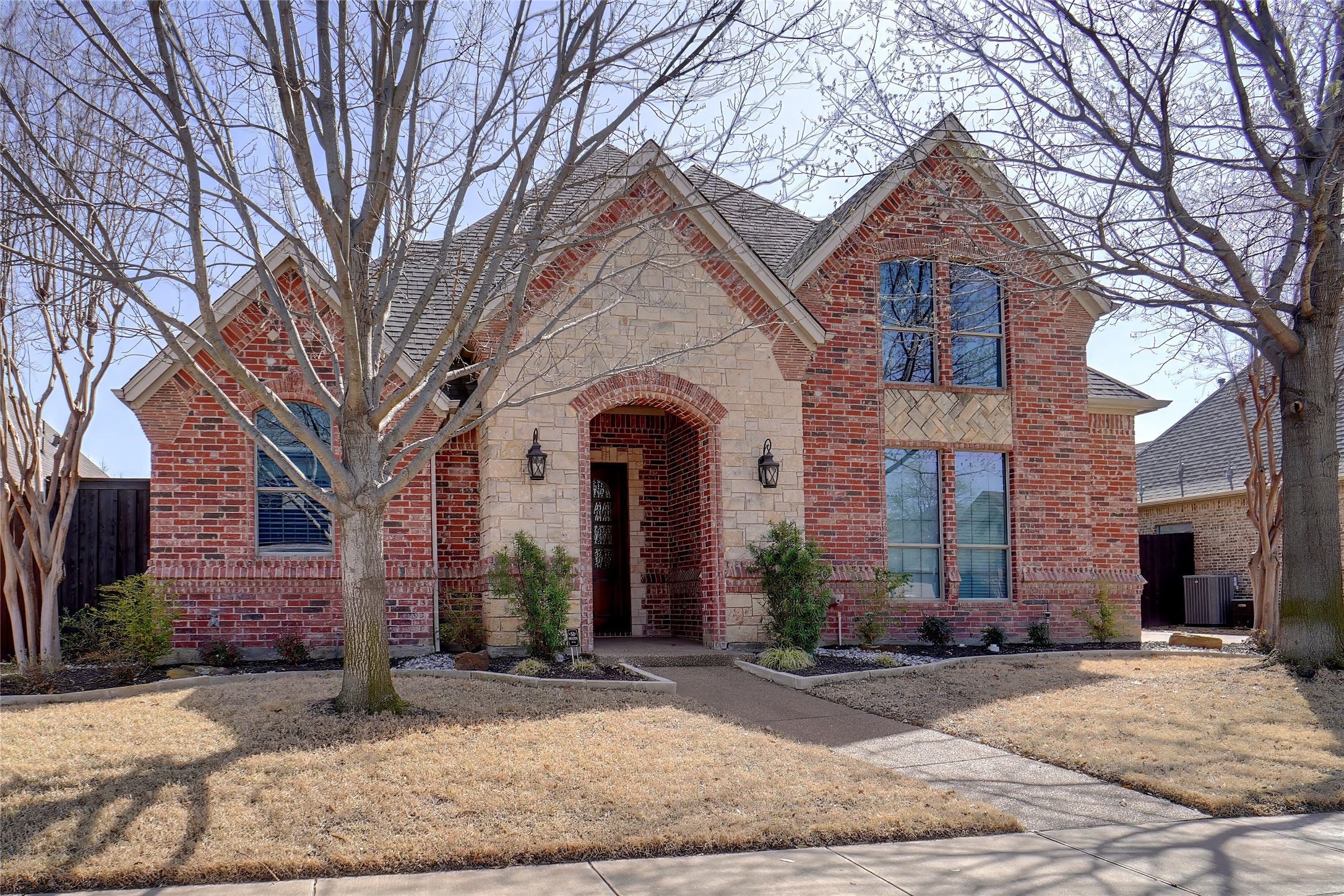8100 Oak Knoll Drive