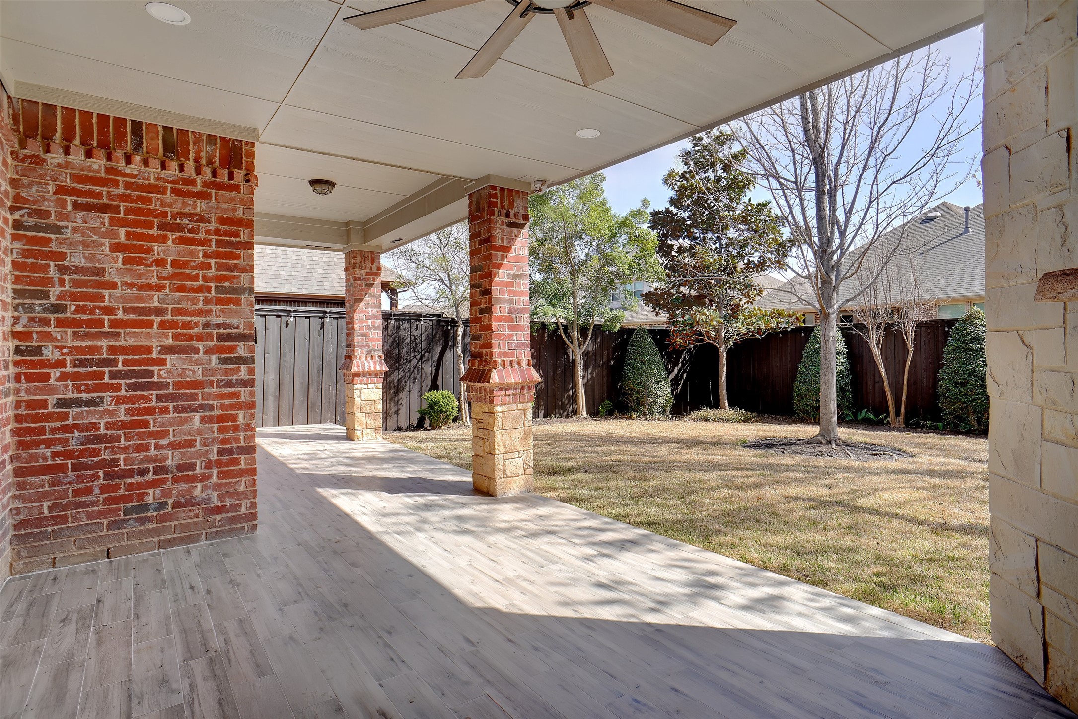 8100 Oak Knoll Drive