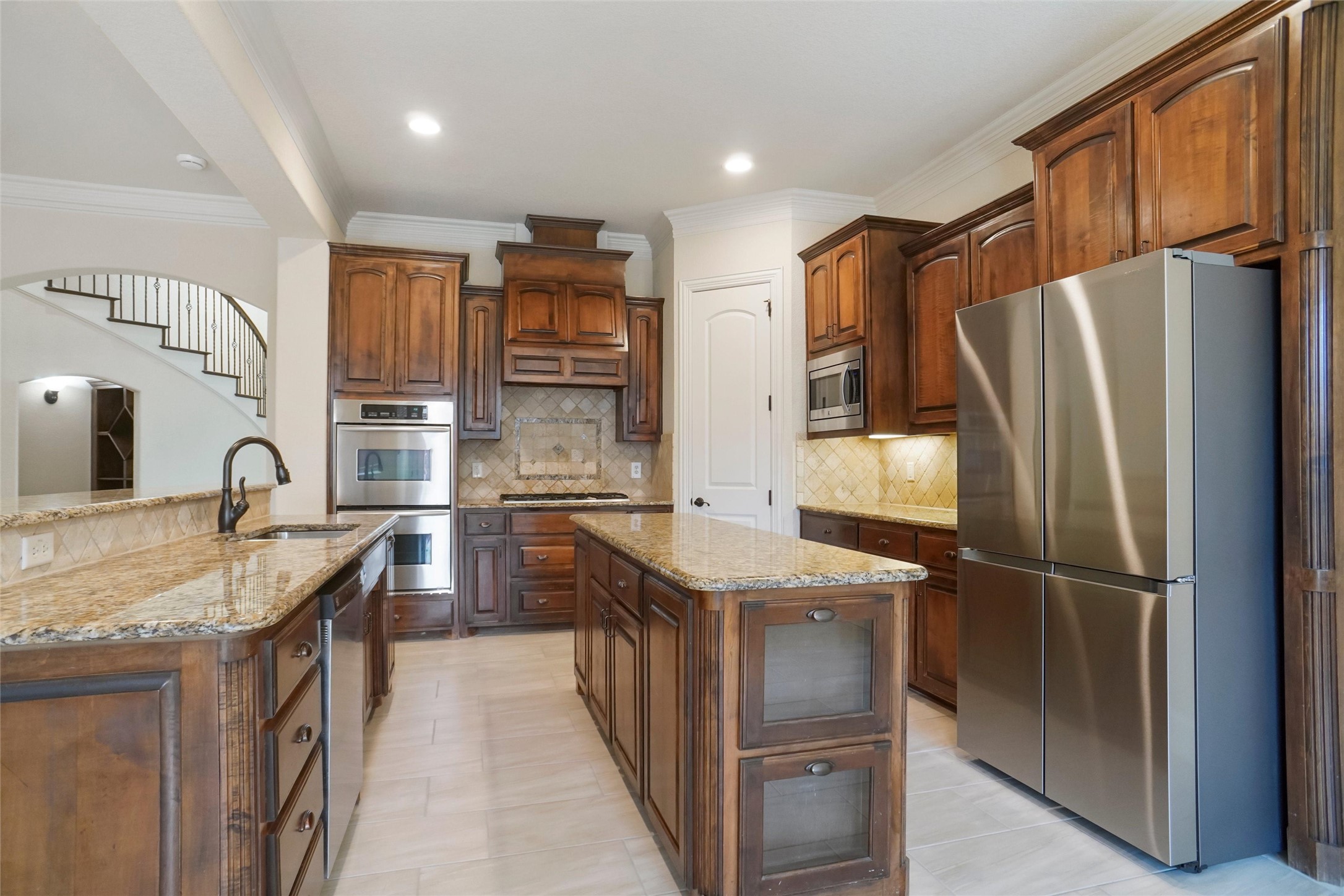 8100 Oak Knoll Drive