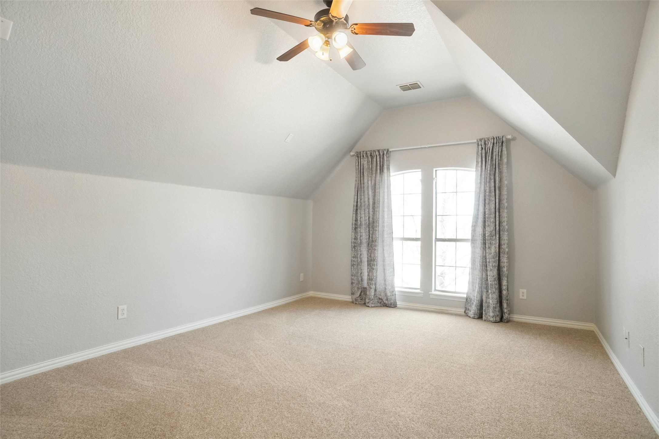 8100 Oak Knoll Drive