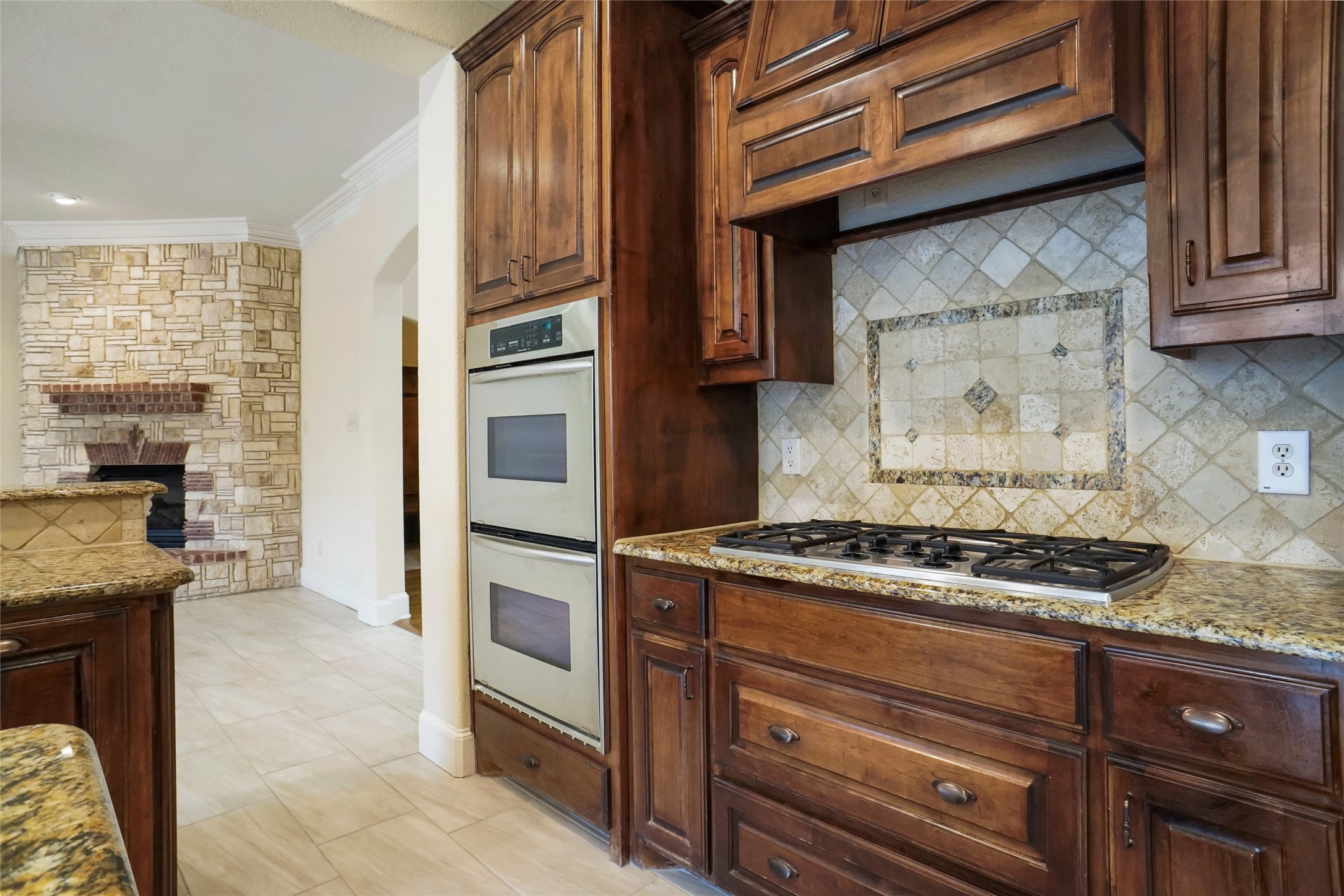 8100 Oak Knoll Drive