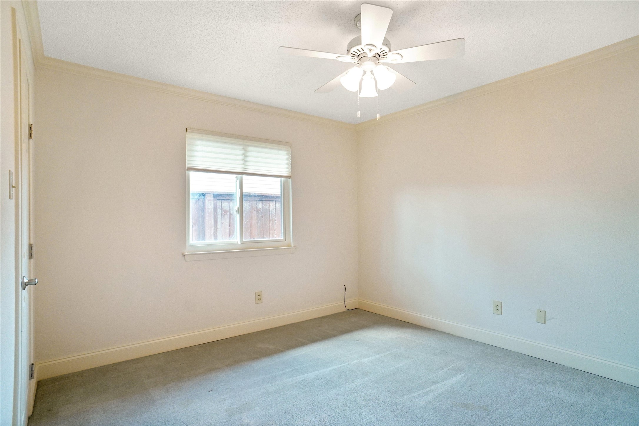 2309 Mesquite Court W