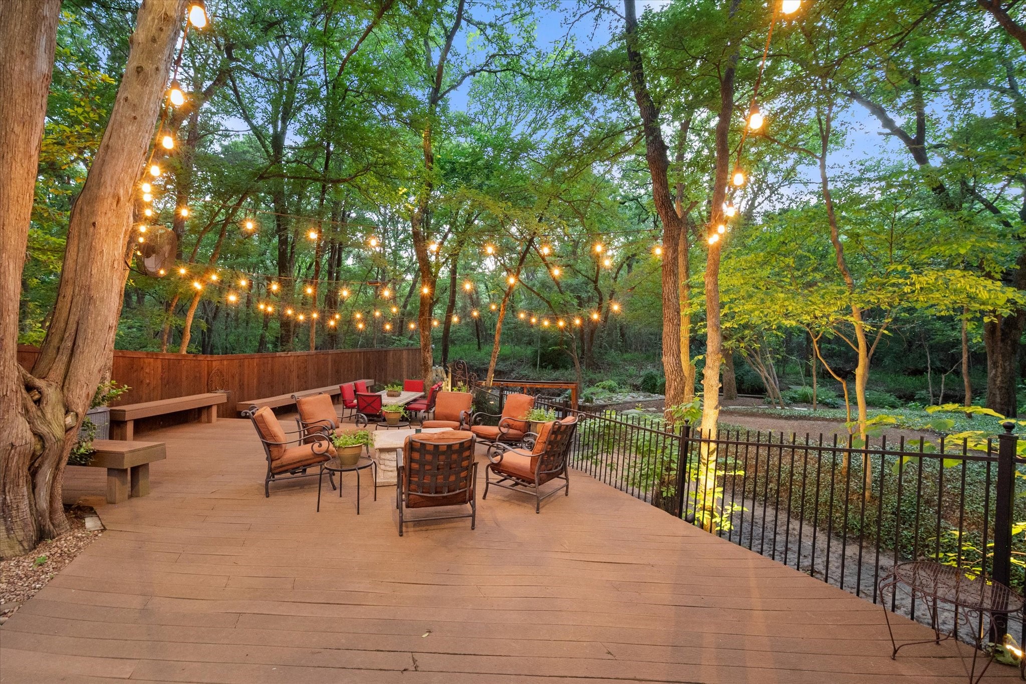 520 Round Hollow Lane