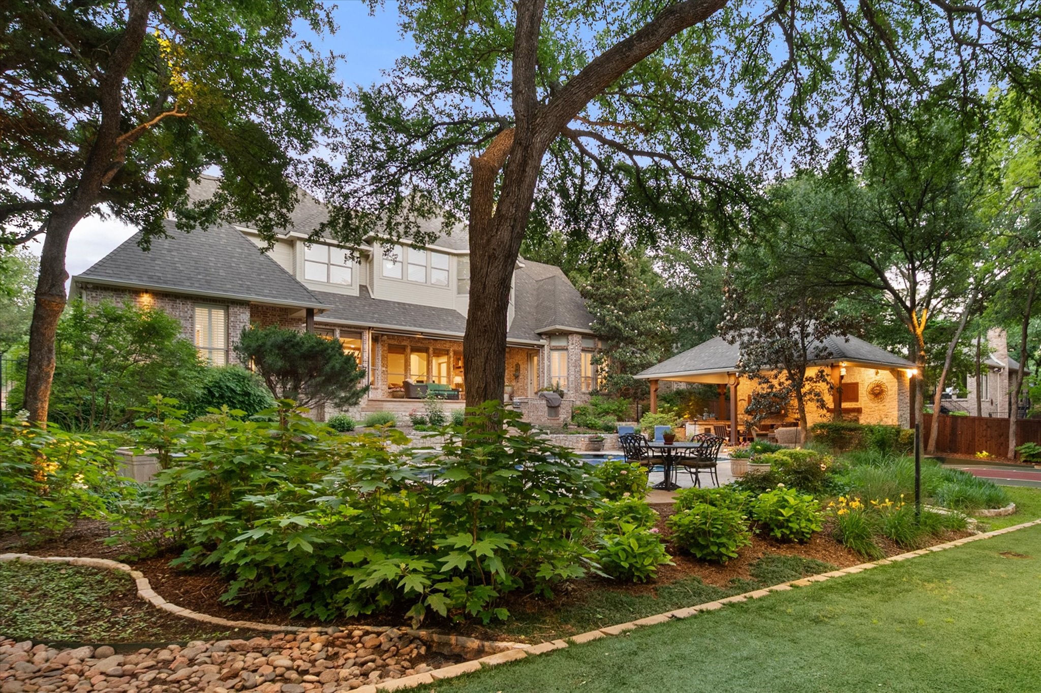 520 Round Hollow Lane