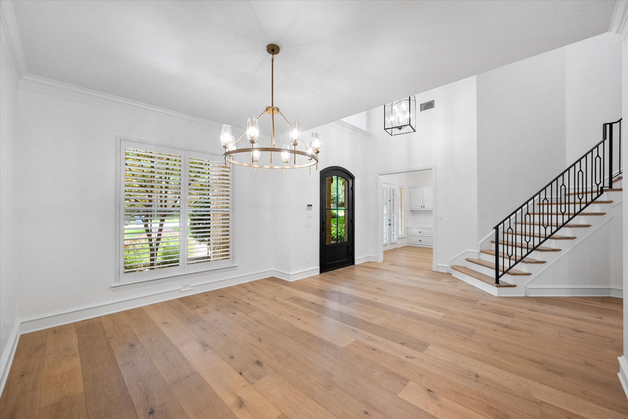 520 Round Hollow Lane