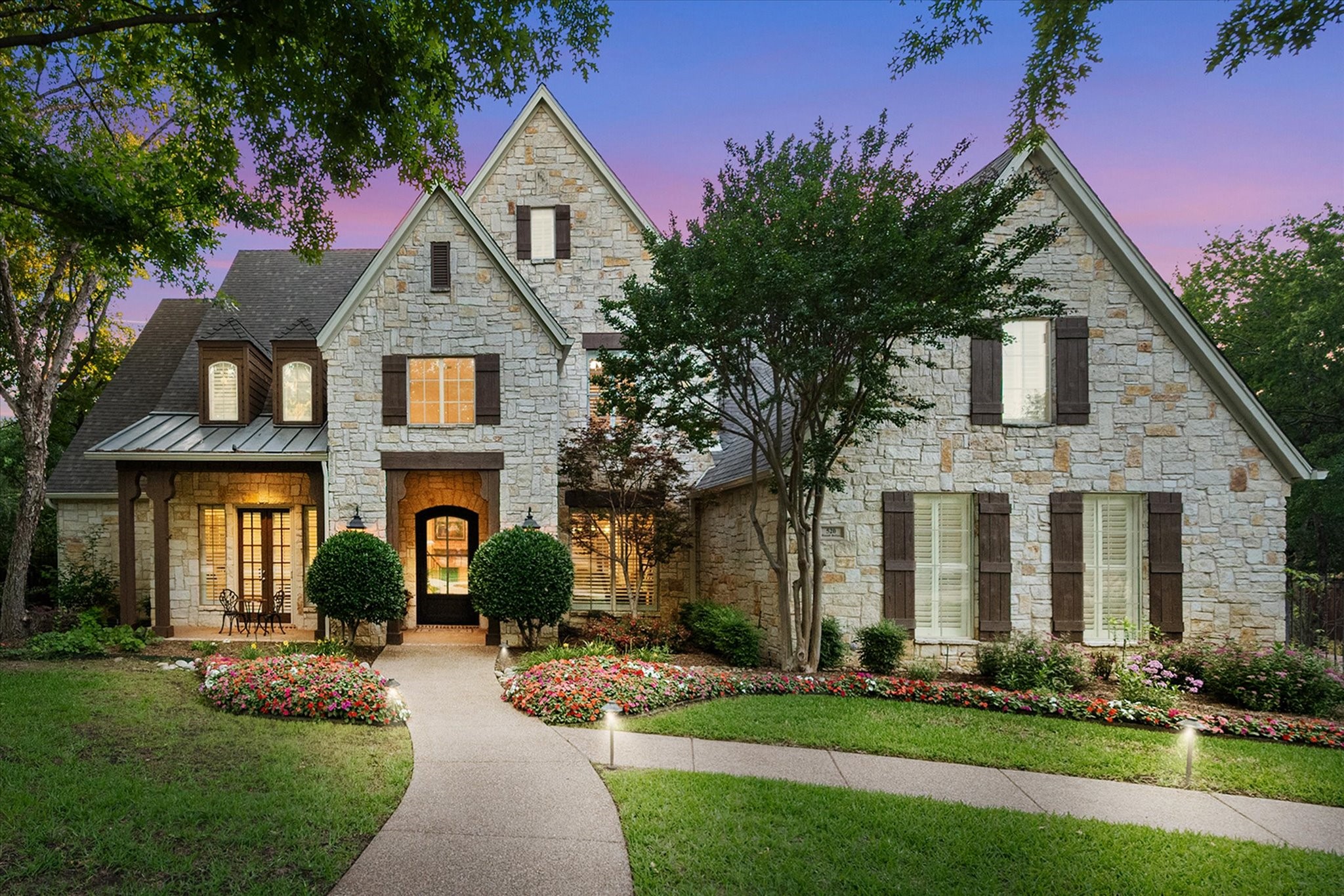 520 Round Hollow Lane