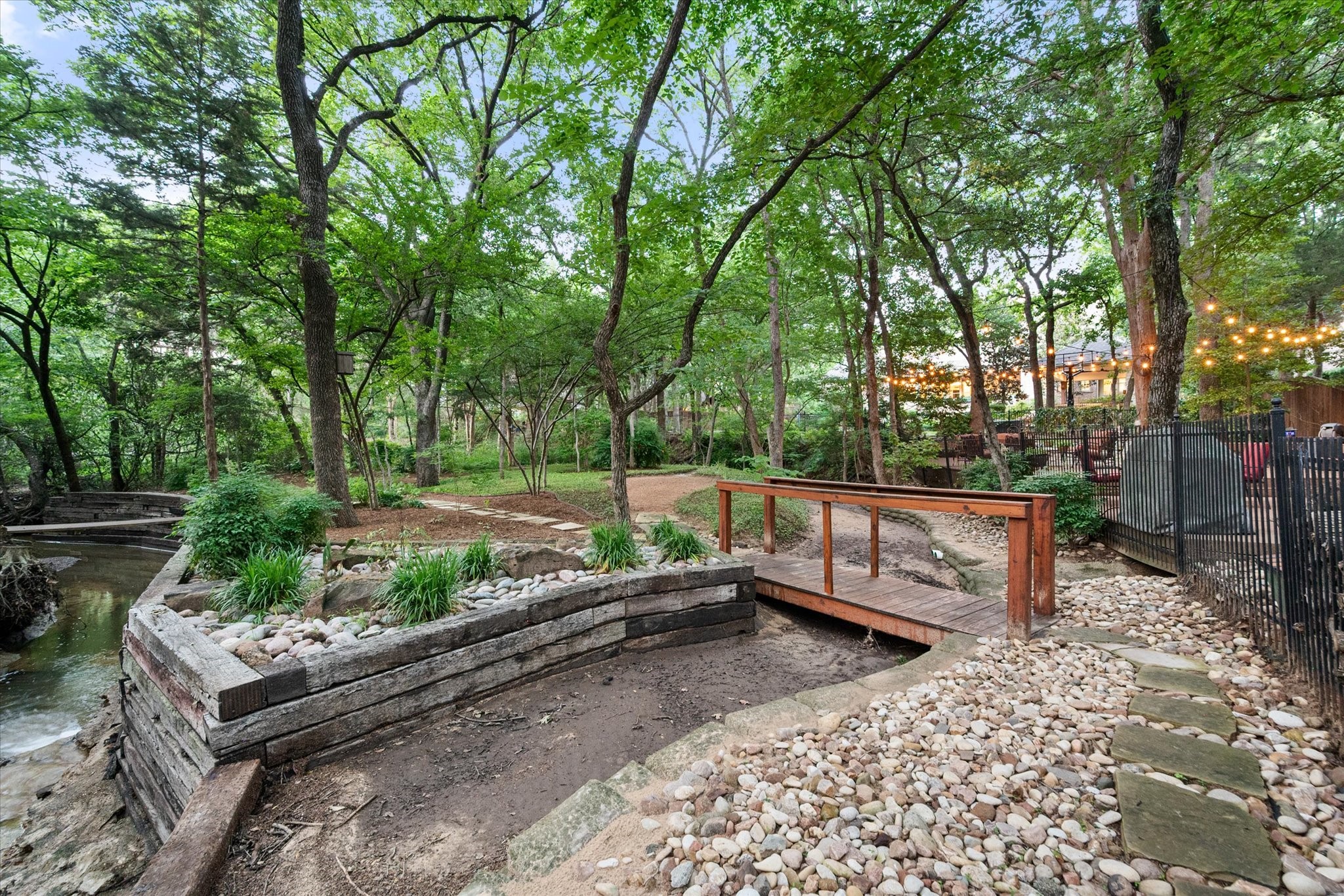 520 Round Hollow Lane