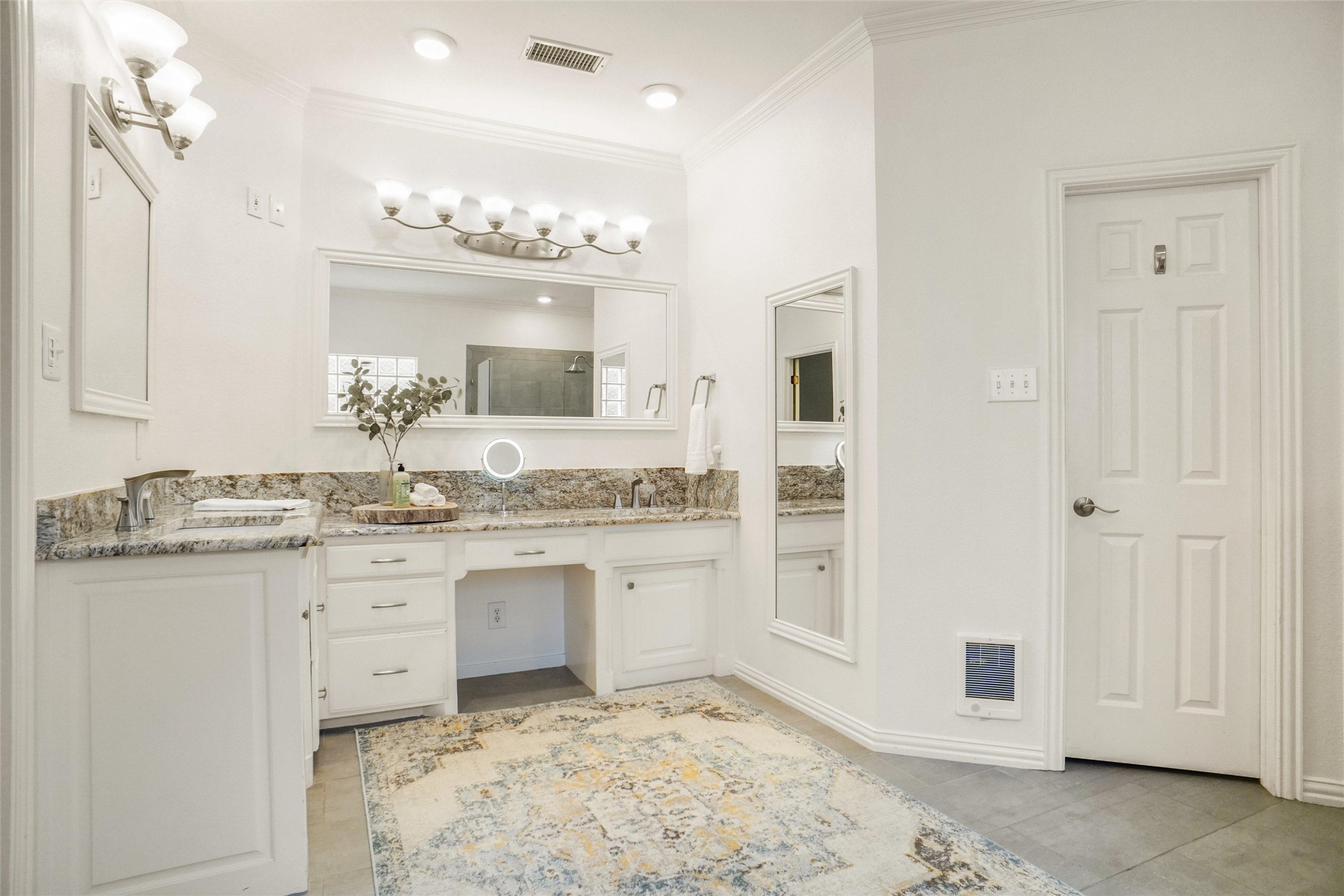 4112 Paddington Lane