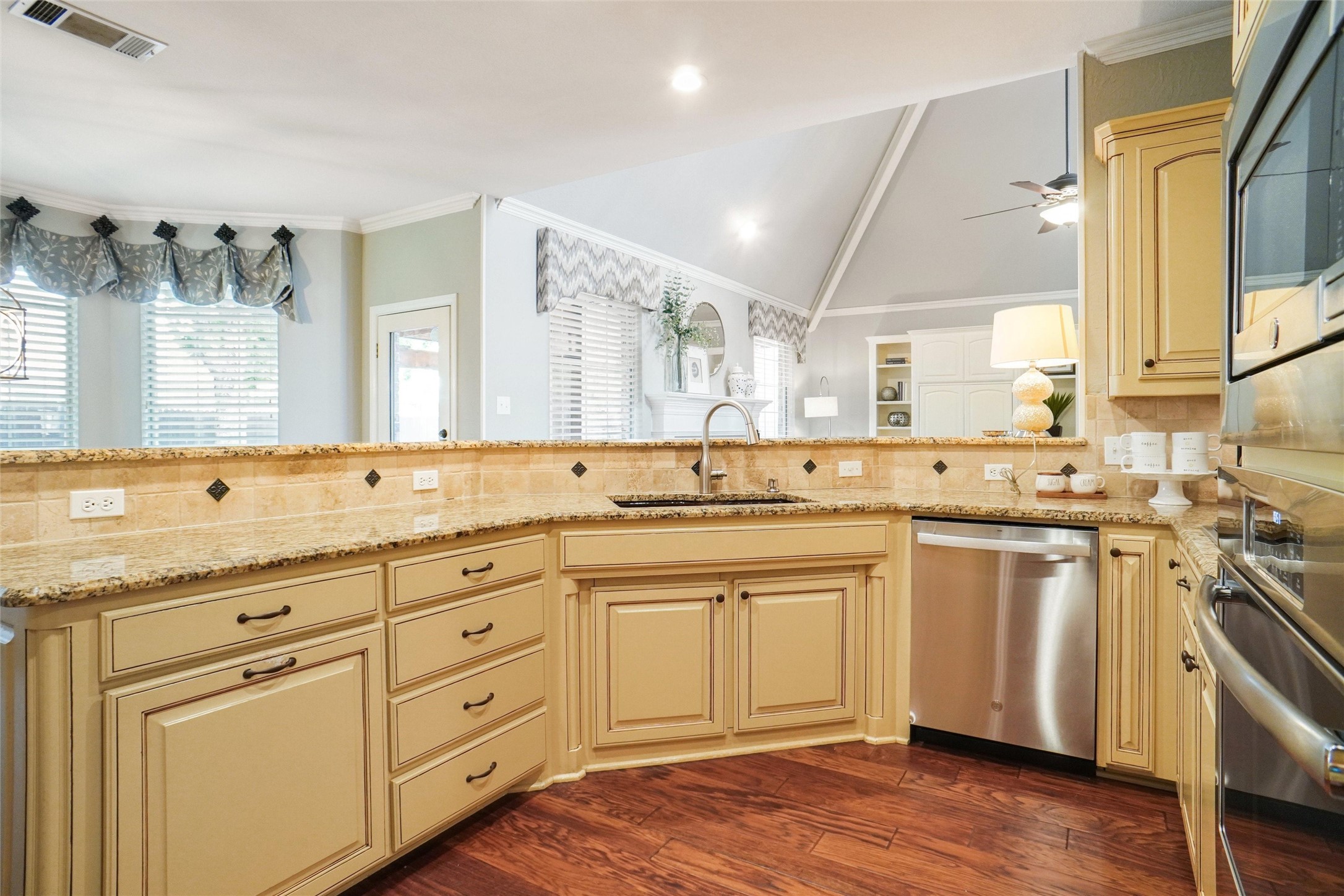 4112 Paddington Lane