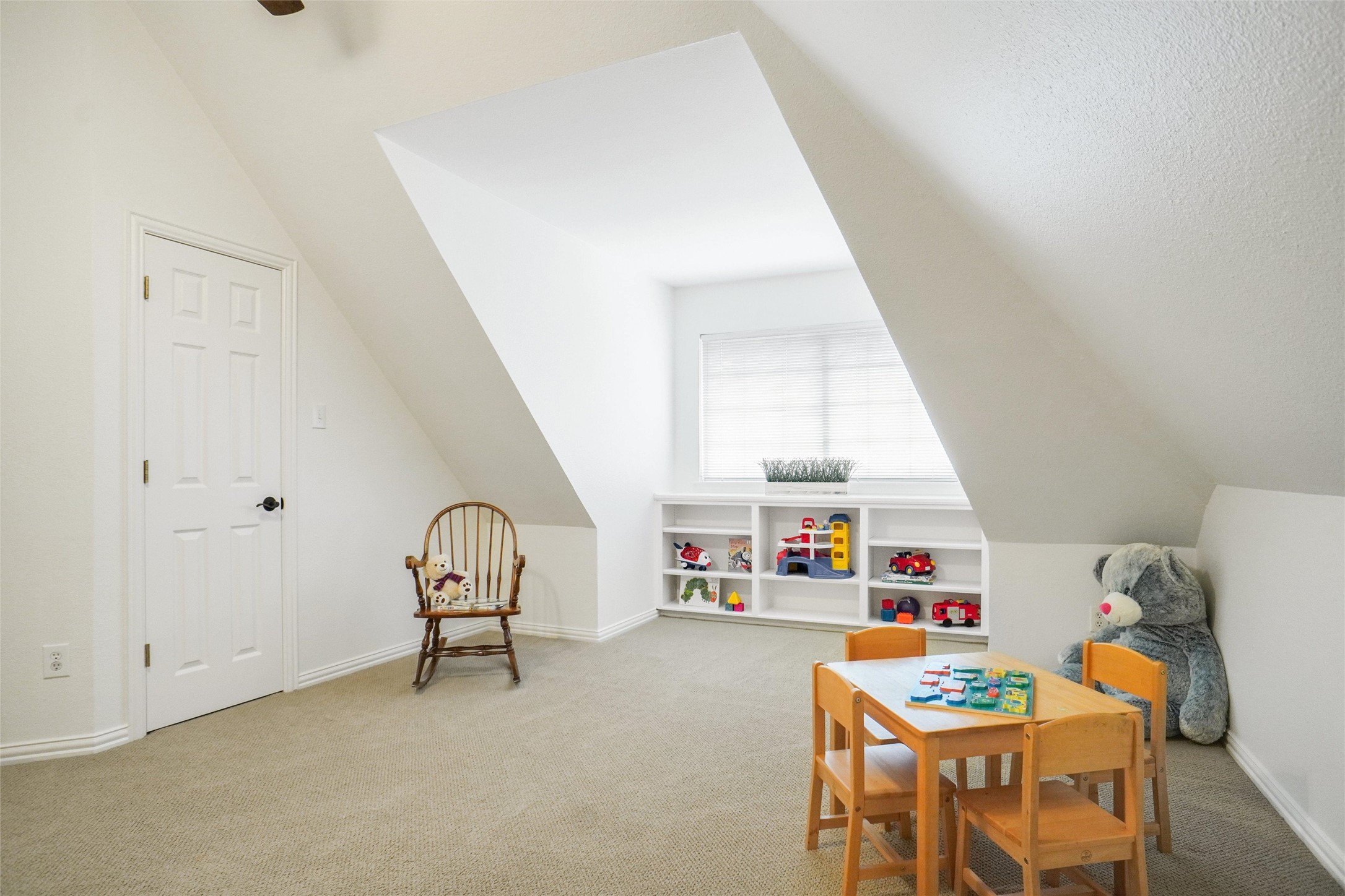 4112 Paddington Lane