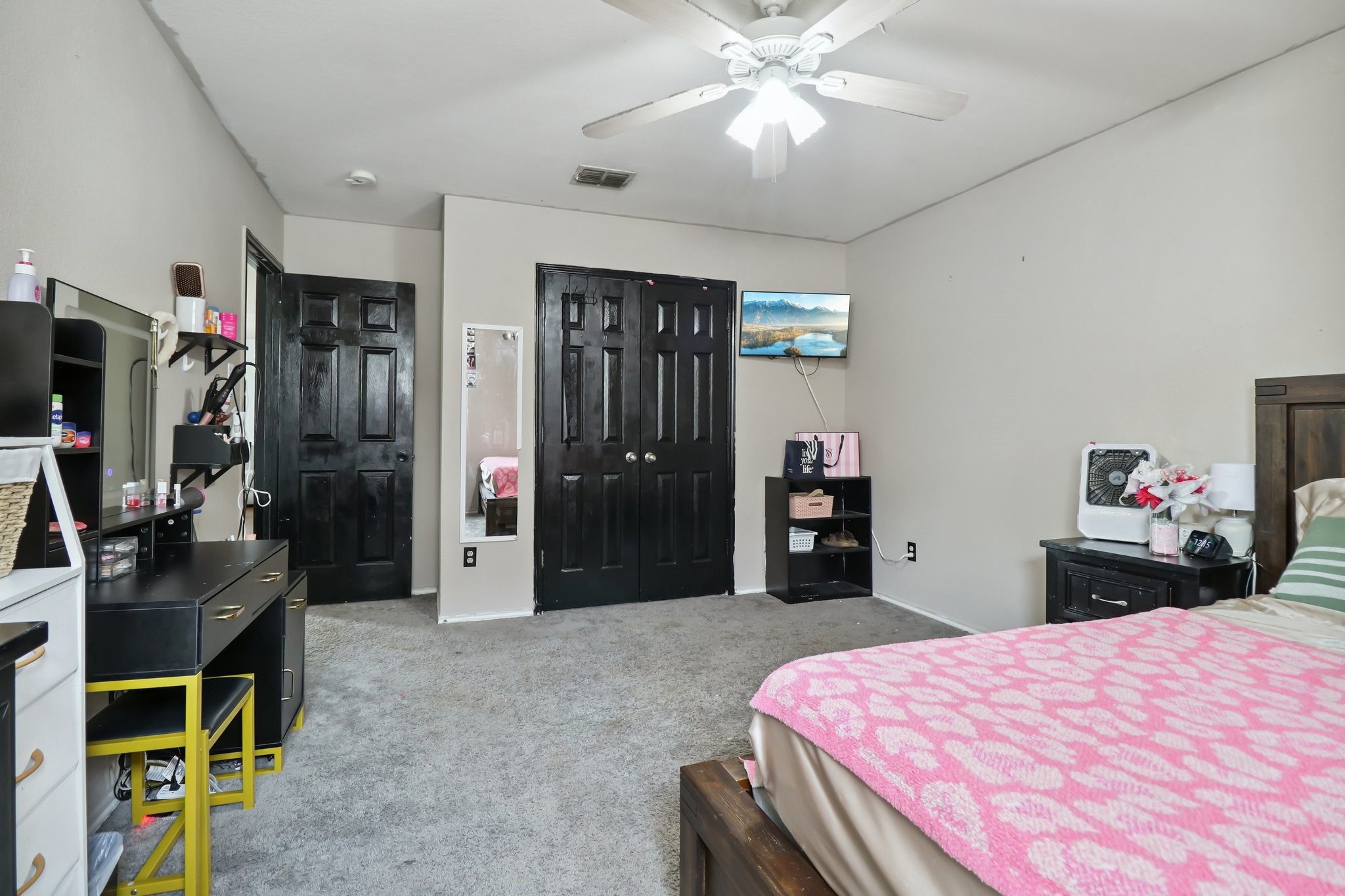 7600 Indigo Ridge Drive