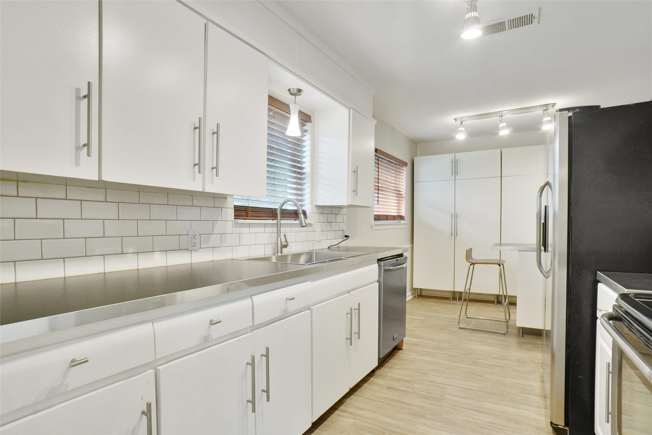 108 Sunnyvale Terrace