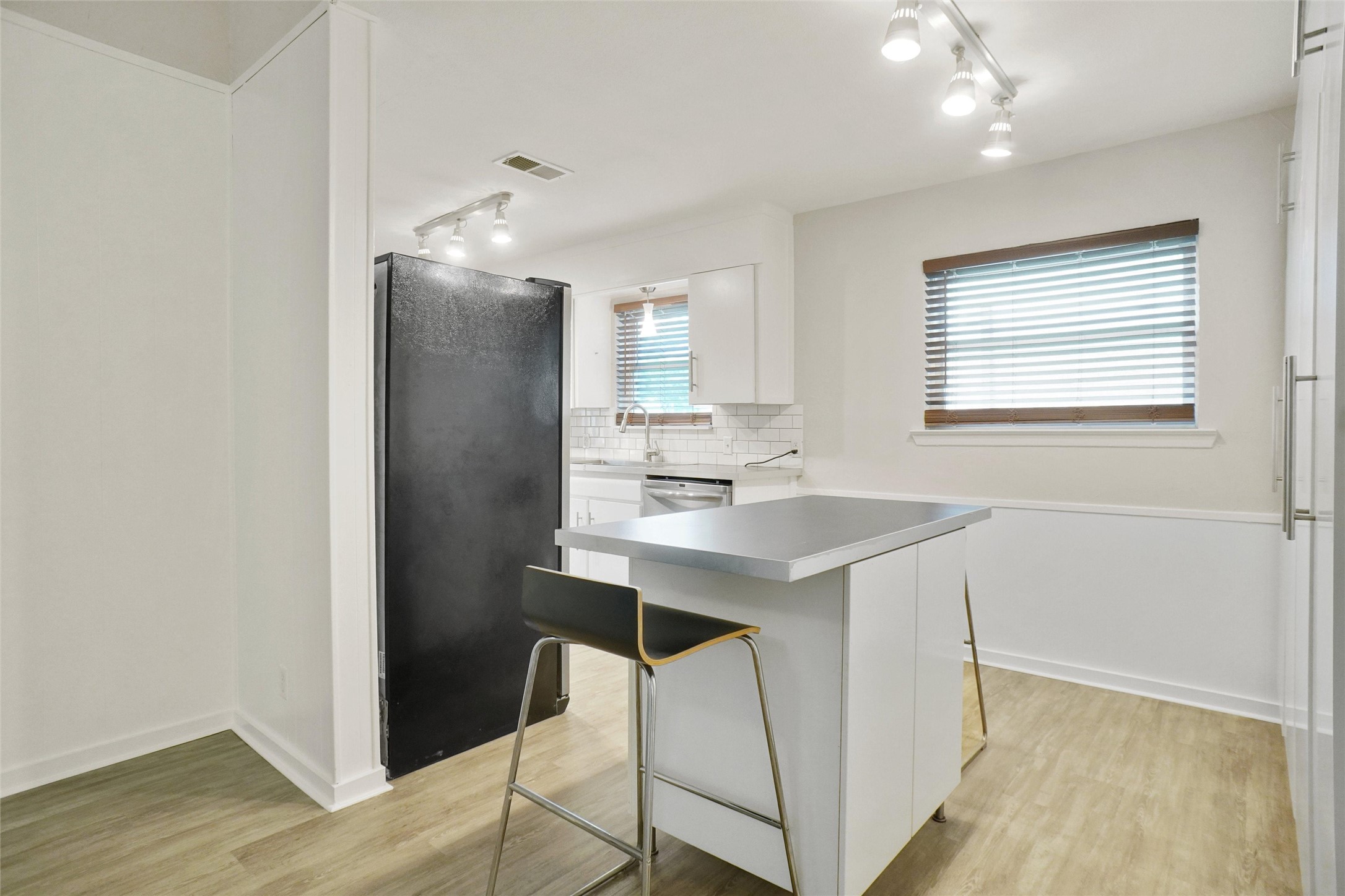 108 Sunnyvale Terrace