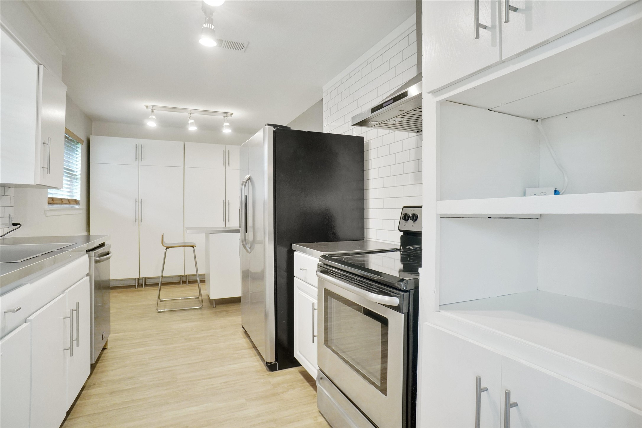 108 Sunnyvale Terrace