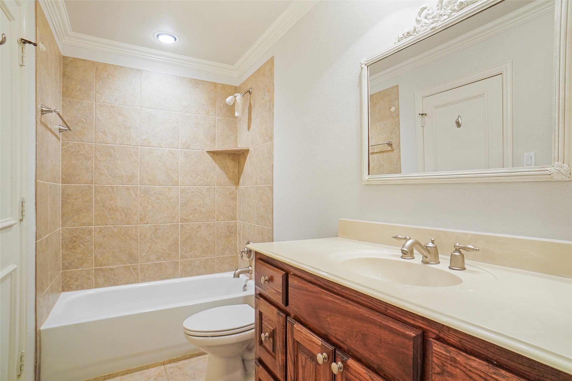 1737 Tuscan Ridge Circle