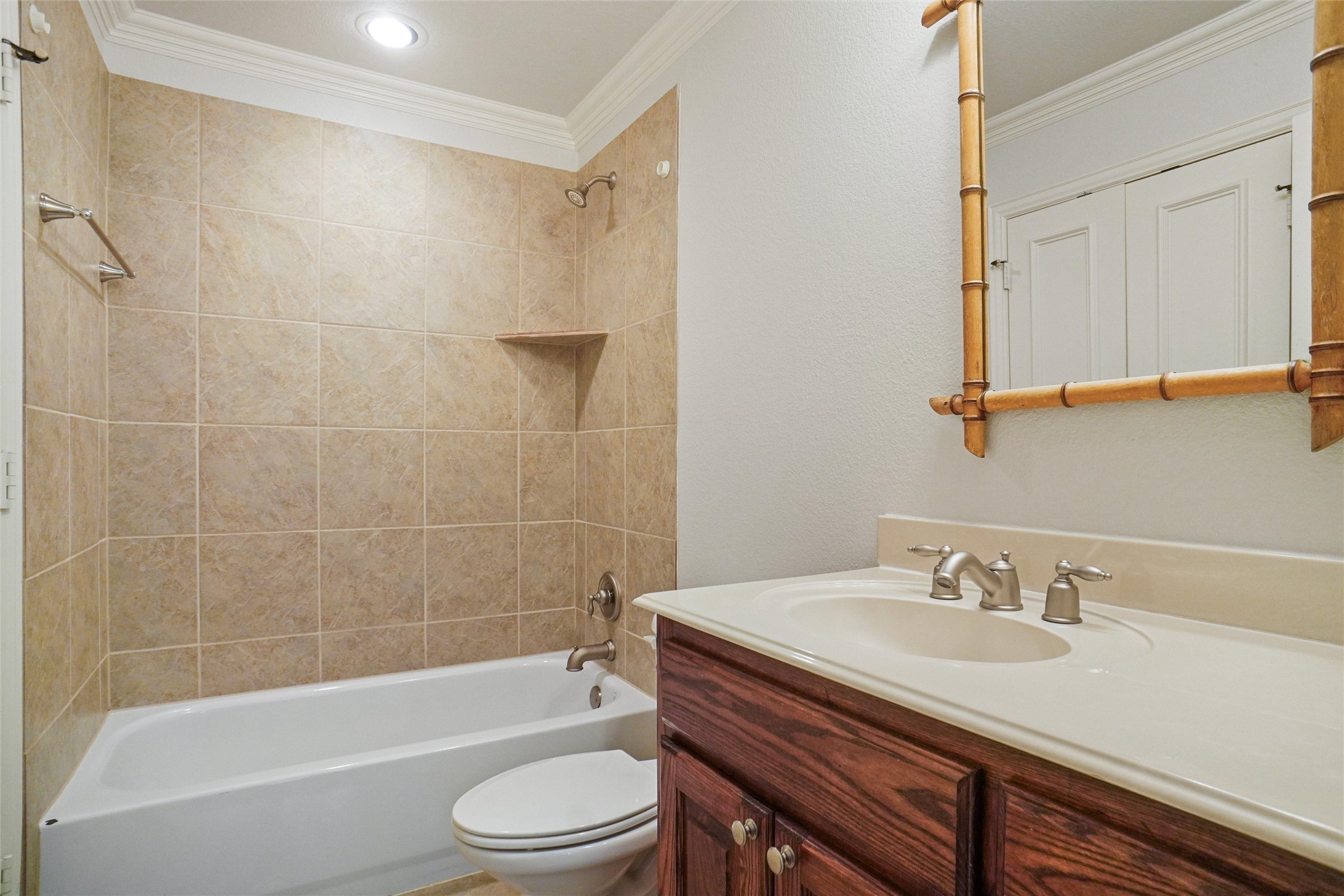 1737 Tuscan Ridge Circle