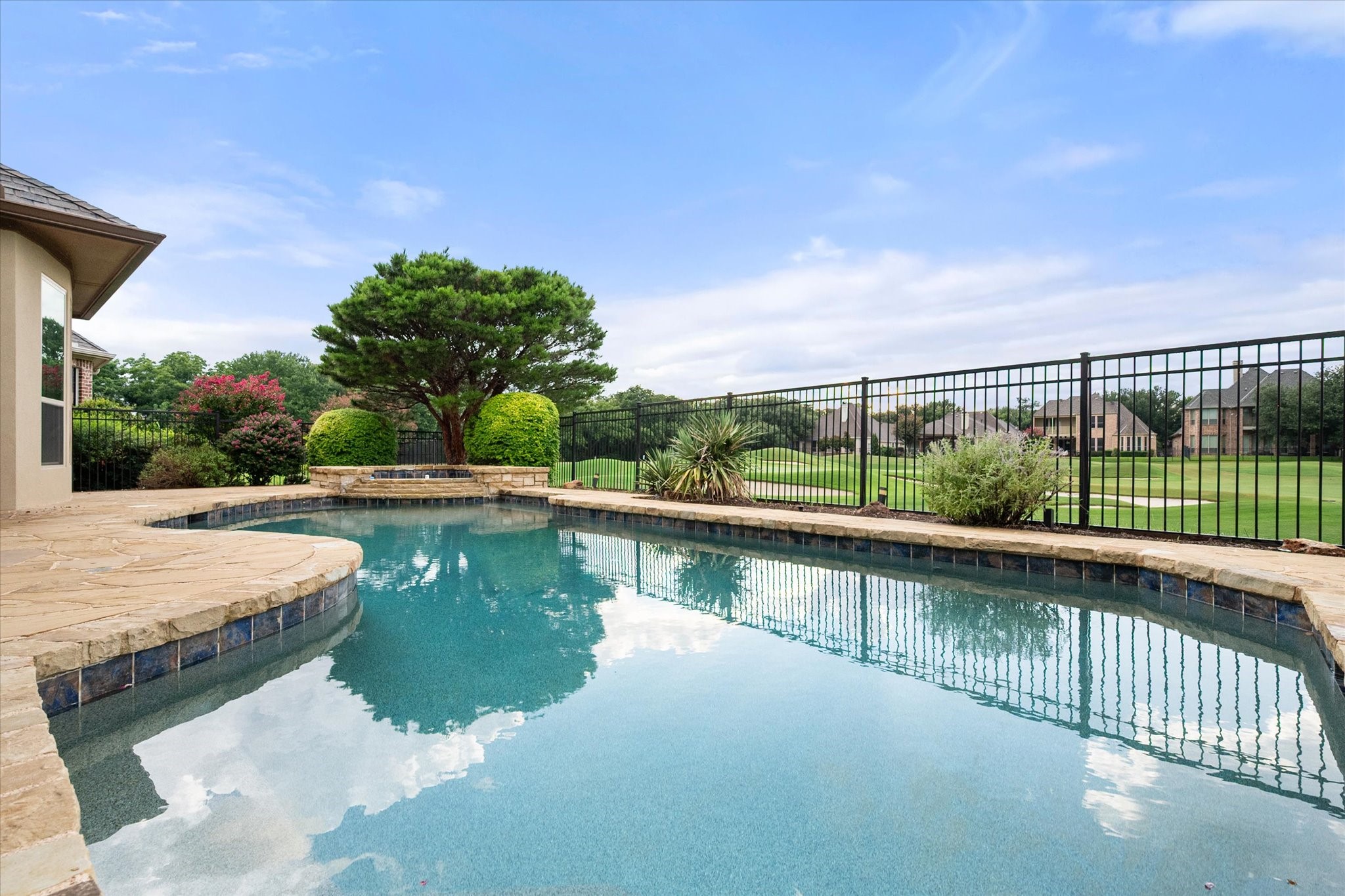 521 Regency Crossing