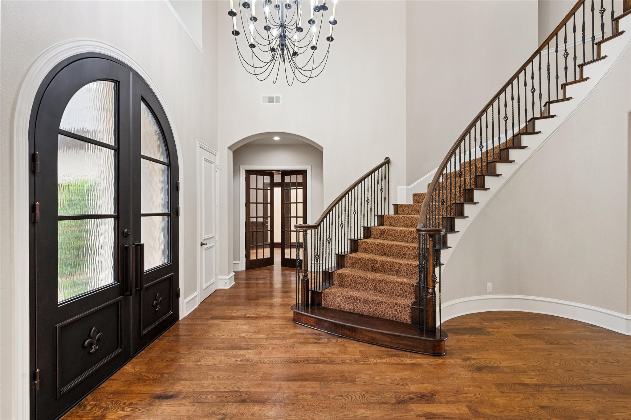 521 Regency Crossing