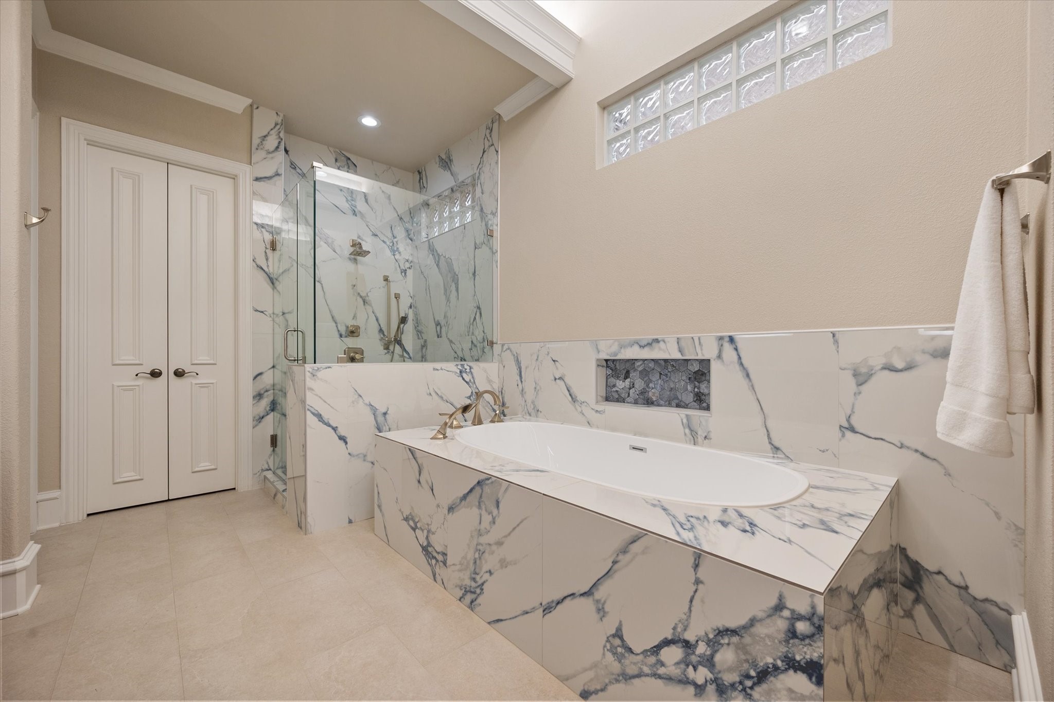 521 Regency Crossing