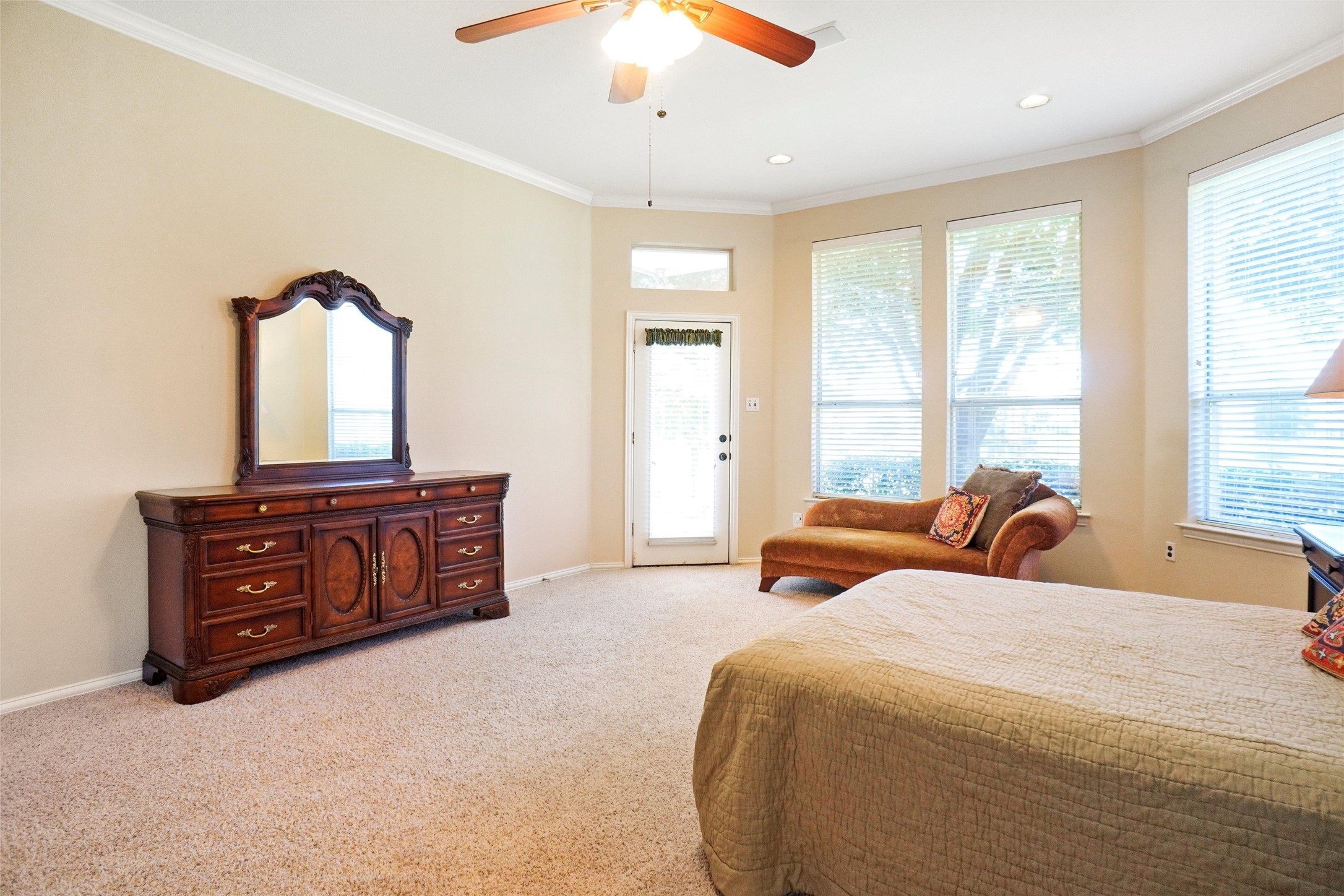 915 Brazos Drive