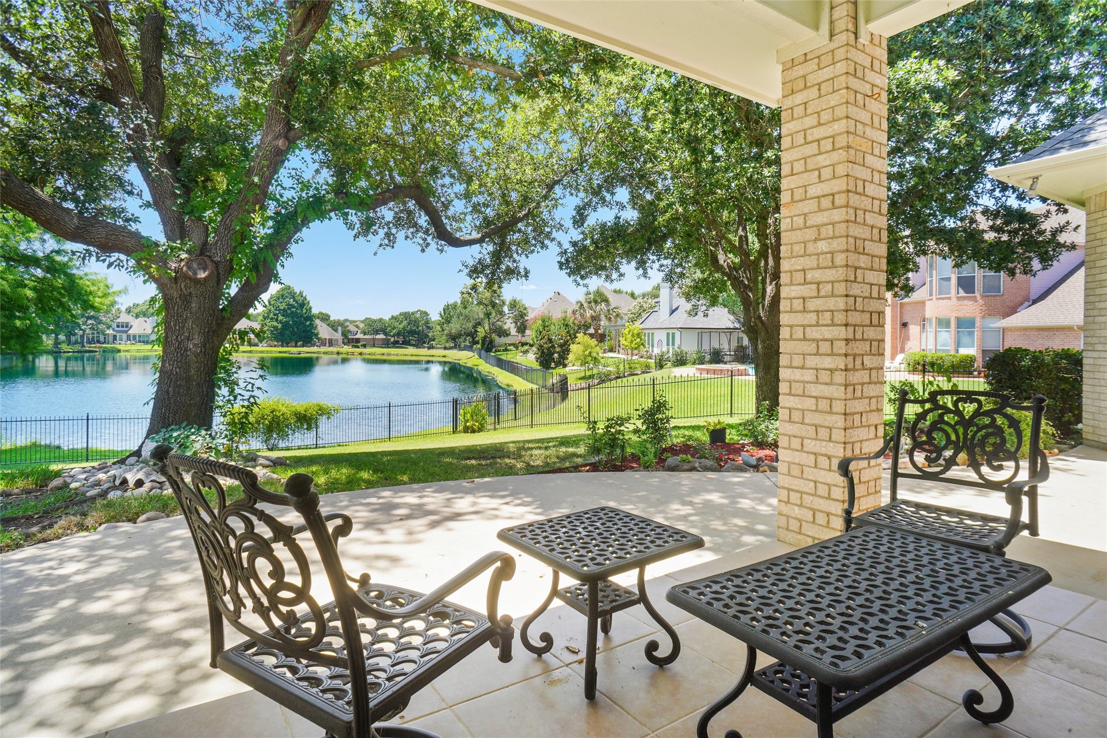 915 Brazos Drive