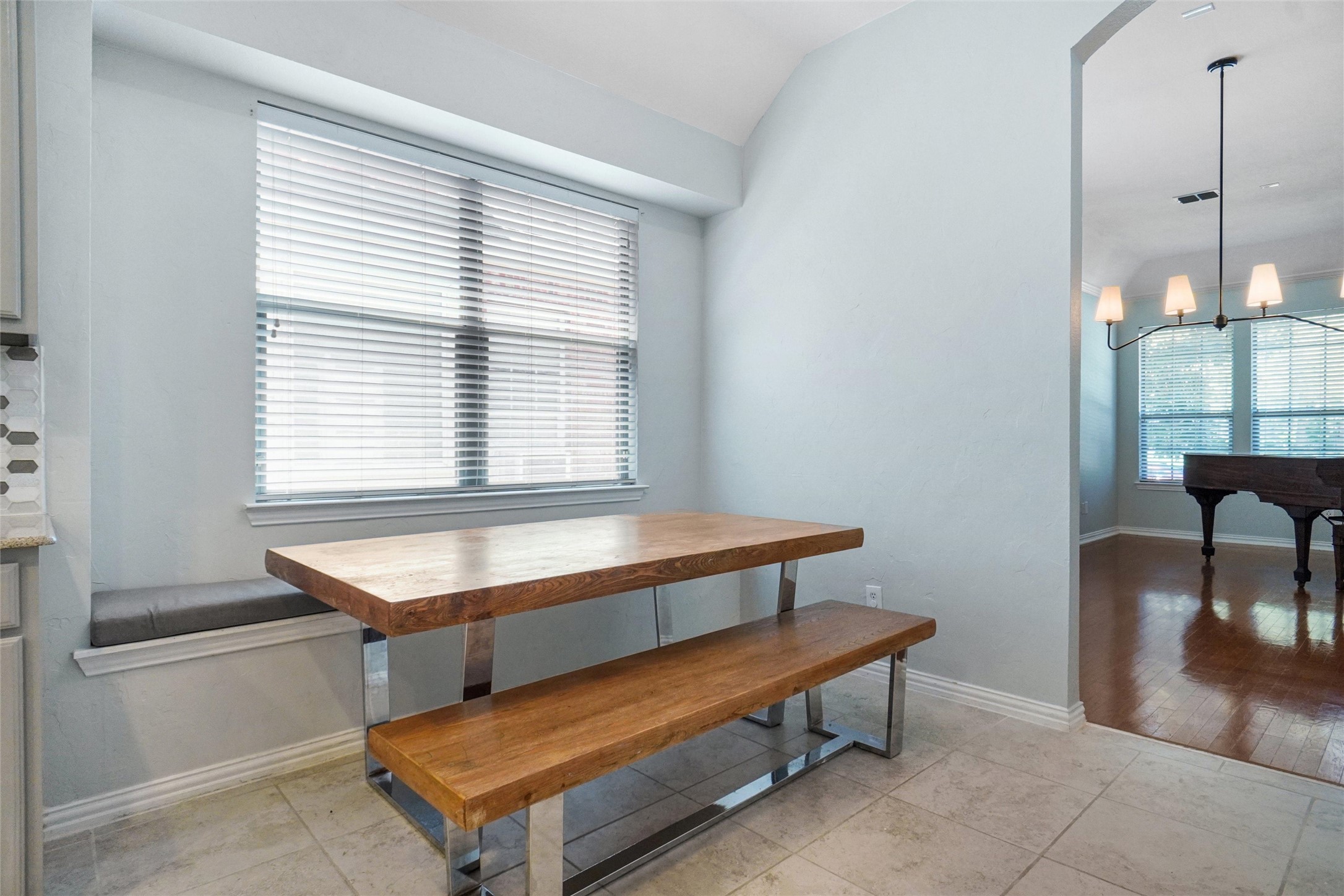 5920 Pedernales Ridge