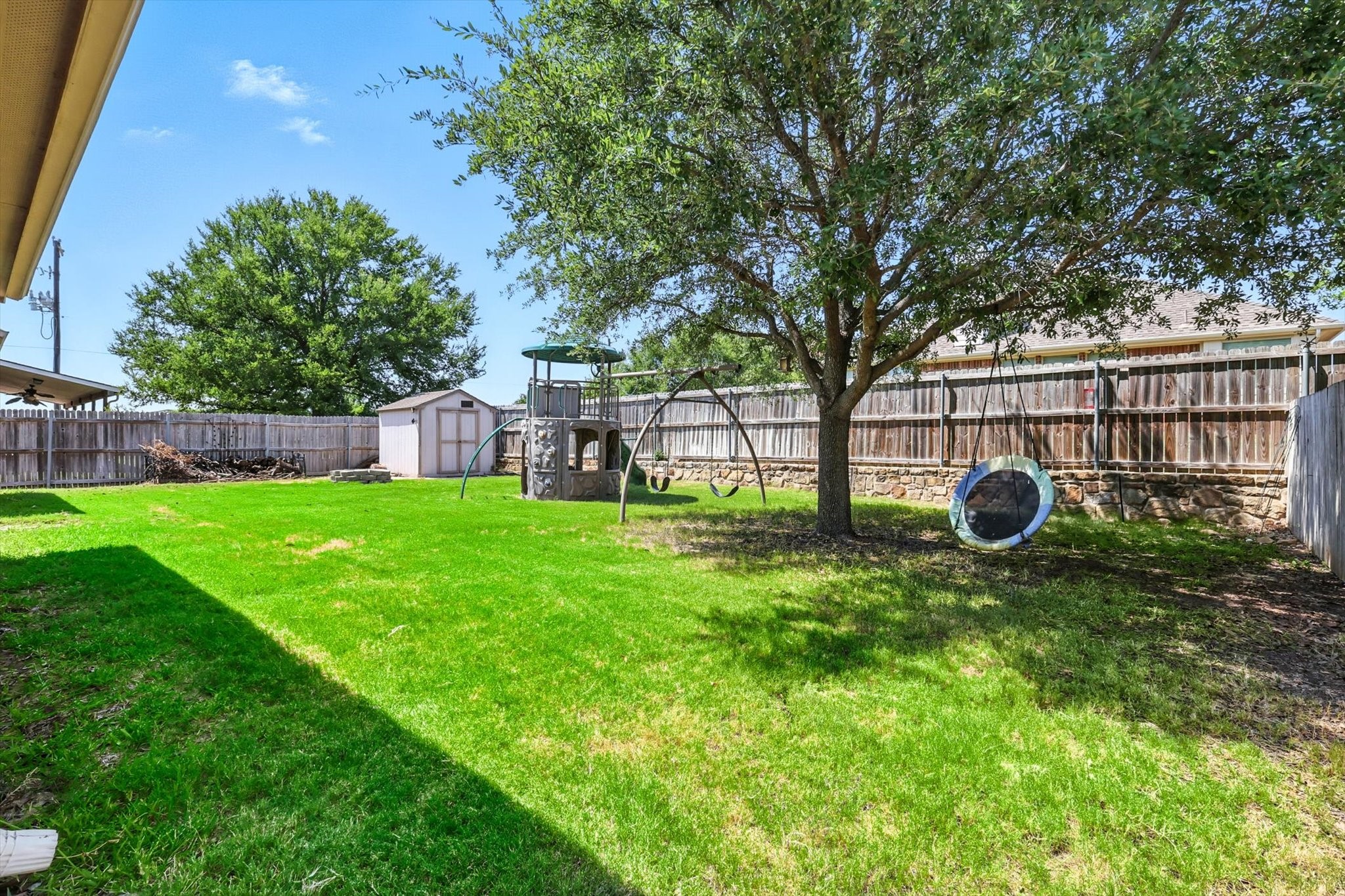 6012 Parkplace Drive