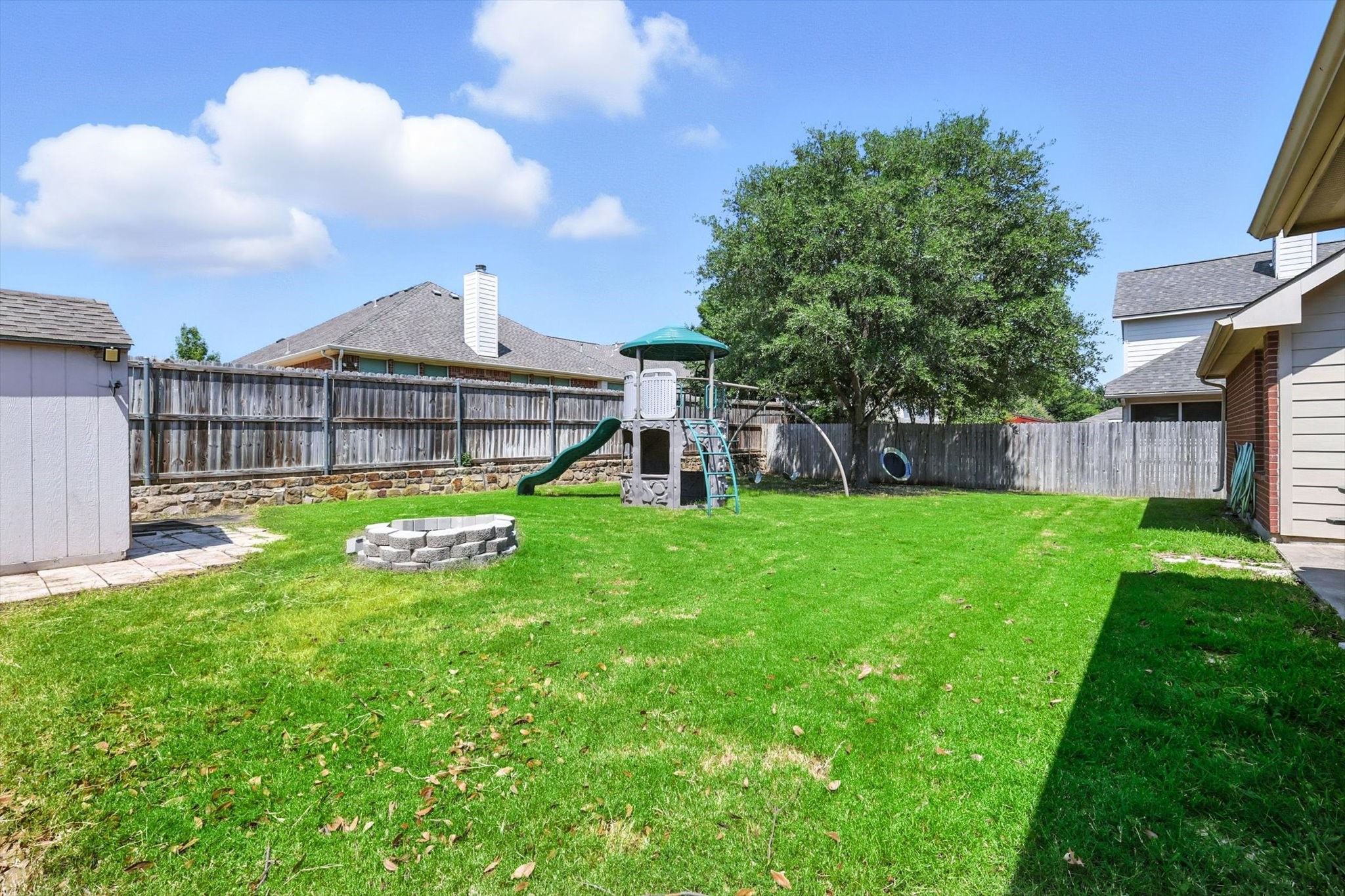 6012 Parkplace Drive