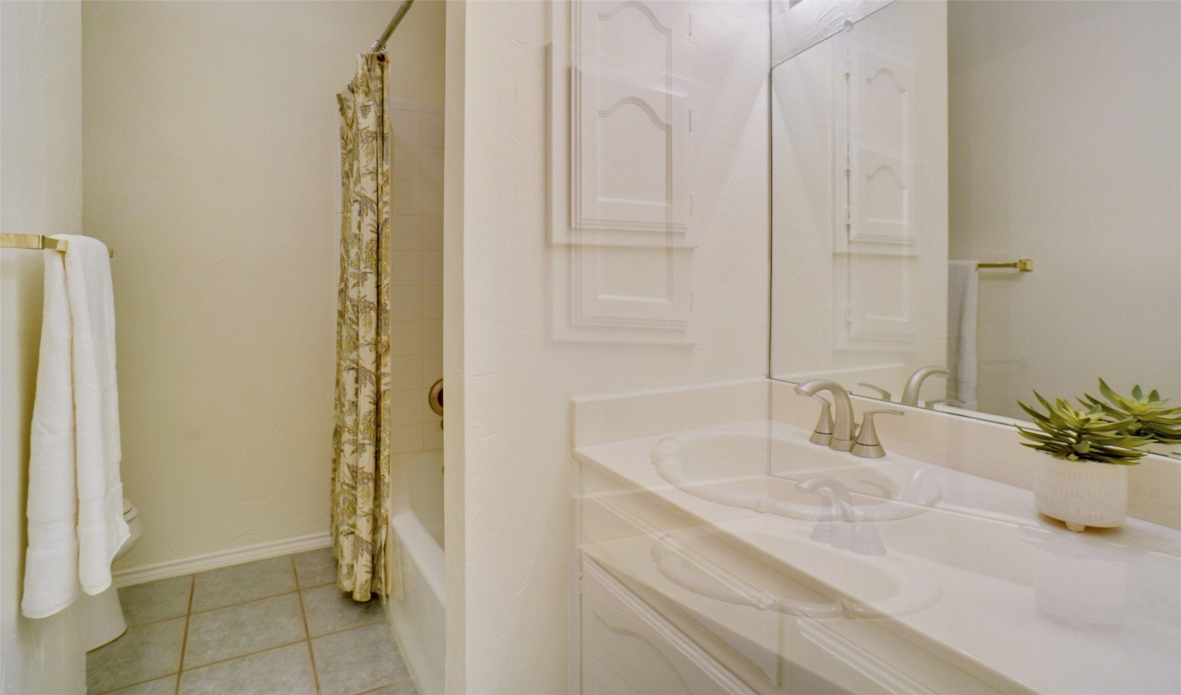 3404 Glade Creek Drive