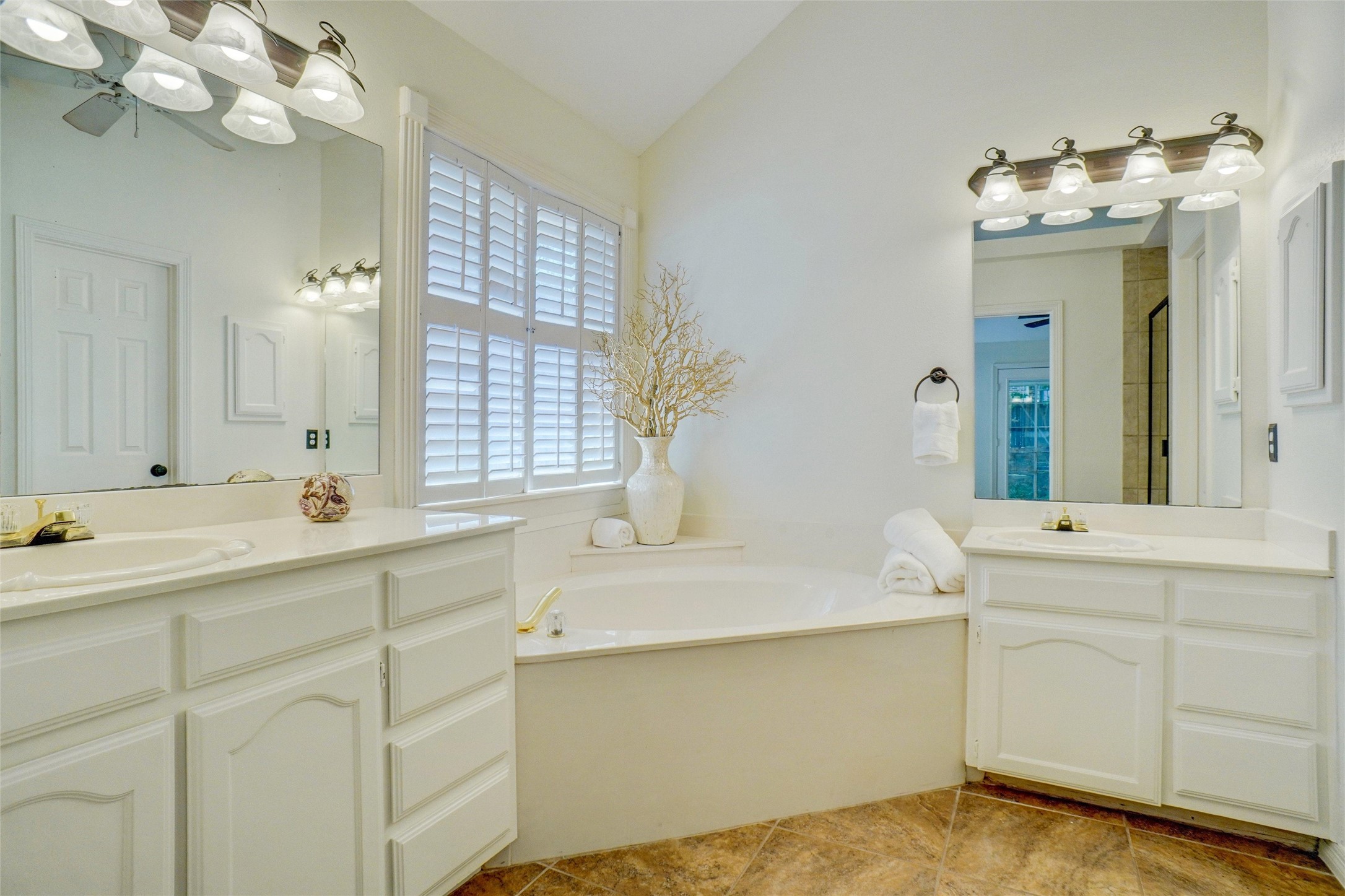 3404 Glade Creek Drive