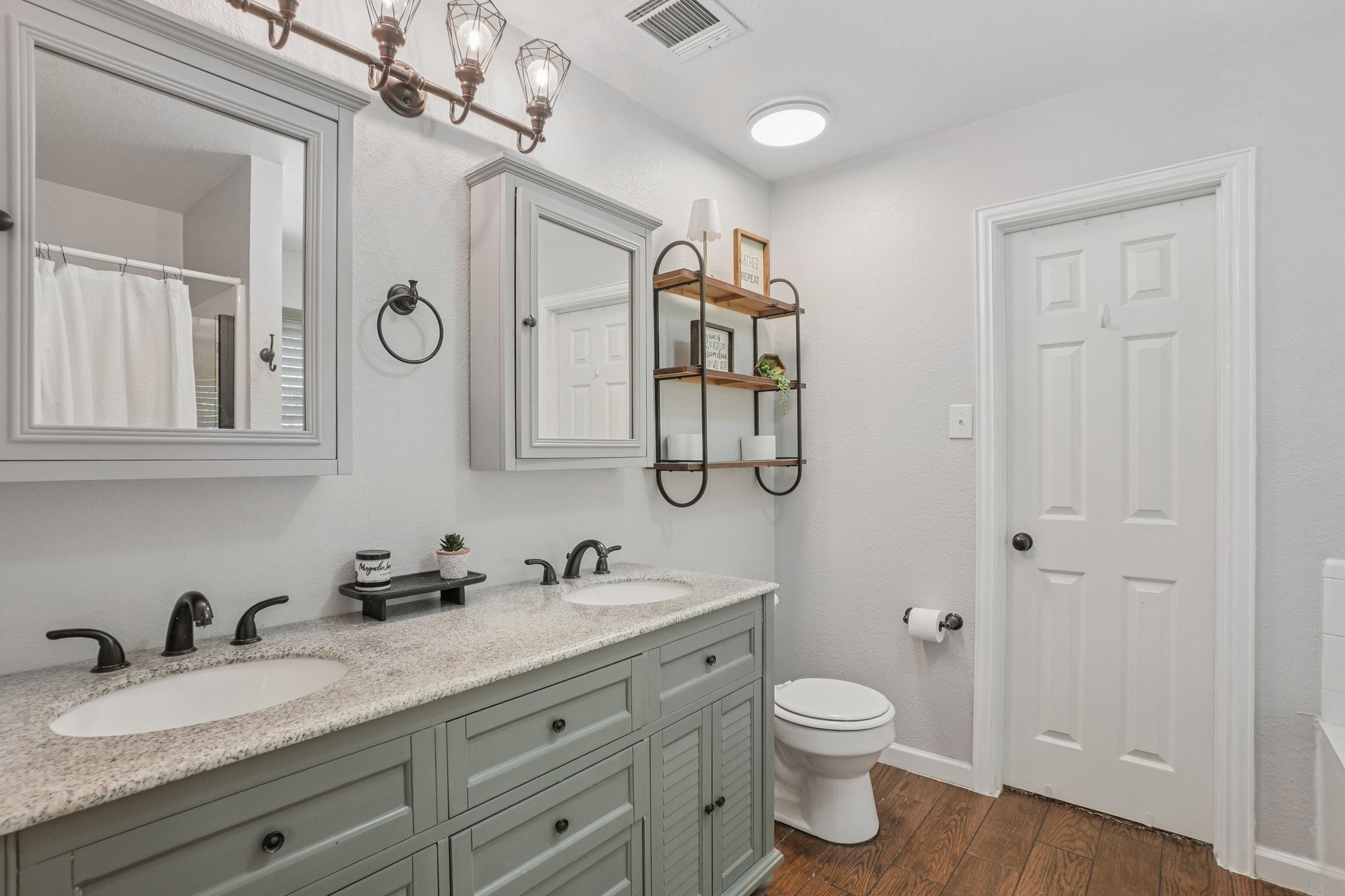 5429 Pecan Creek Circle