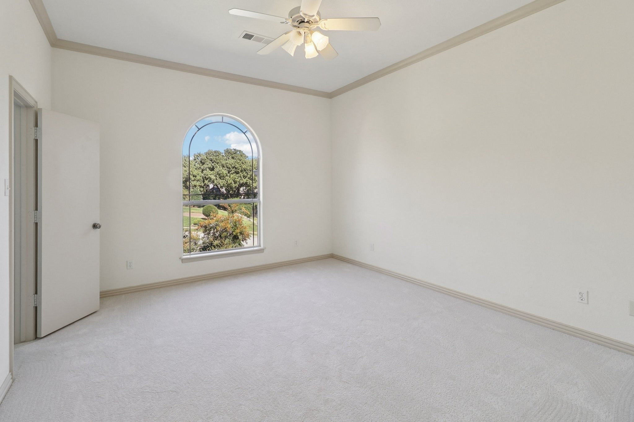 1403 Lands End Court