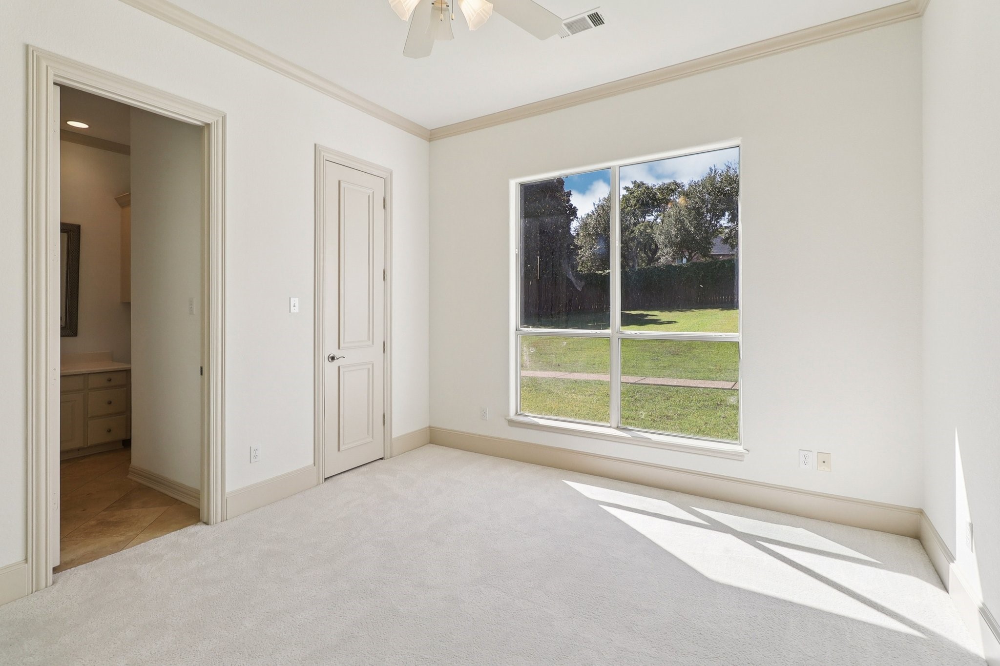 1403 Lands End Court